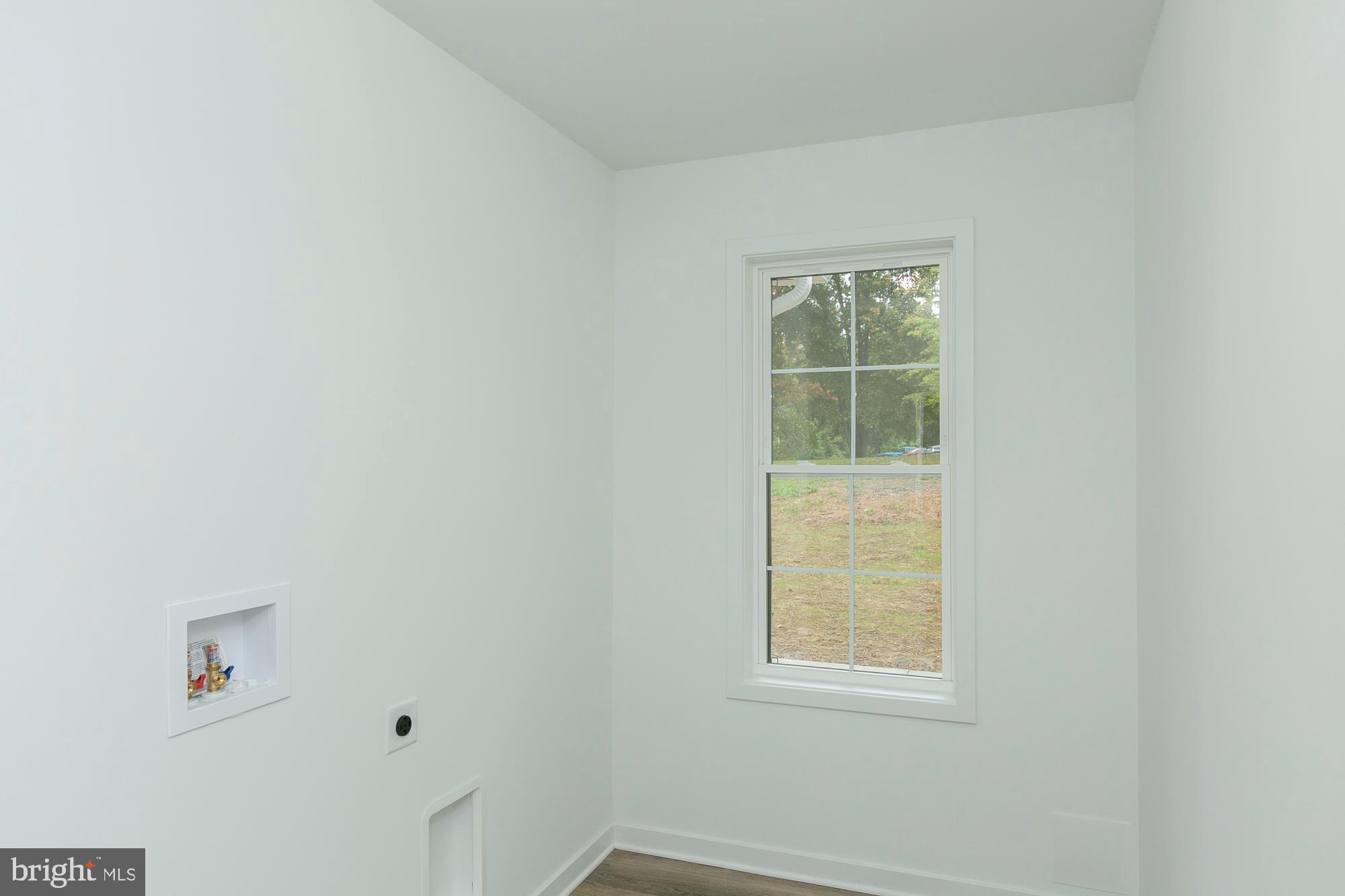 FOXWOOD KNOLLS - Residential