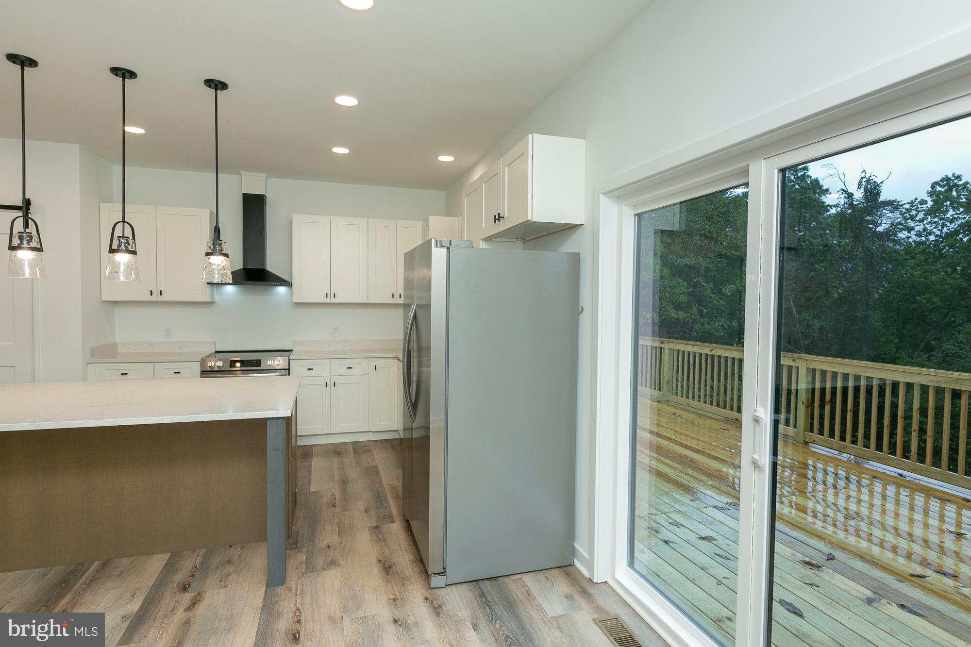 FOXWOOD KNOLLS - Residential