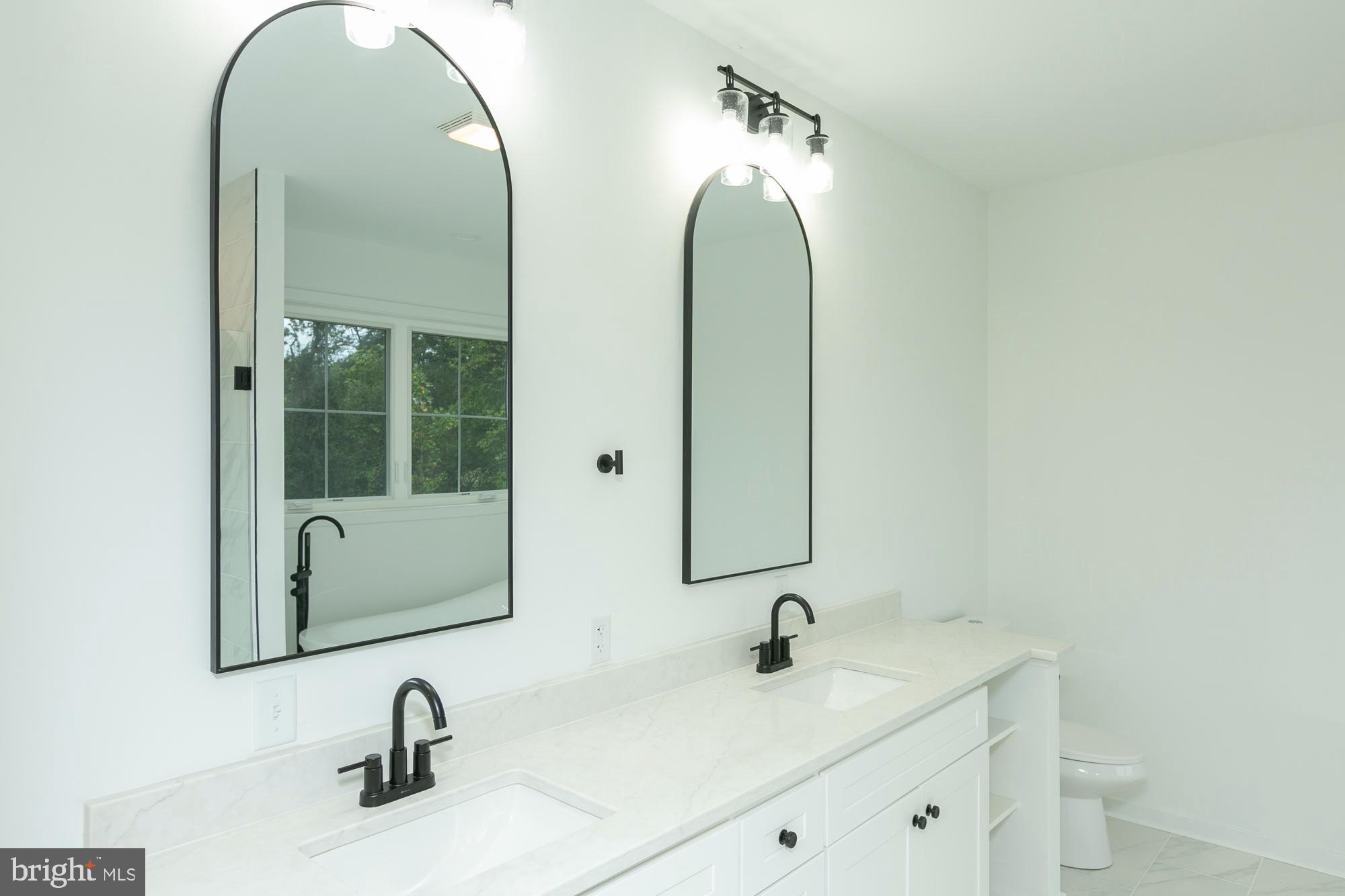 FOXWOOD KNOLLS - Residential