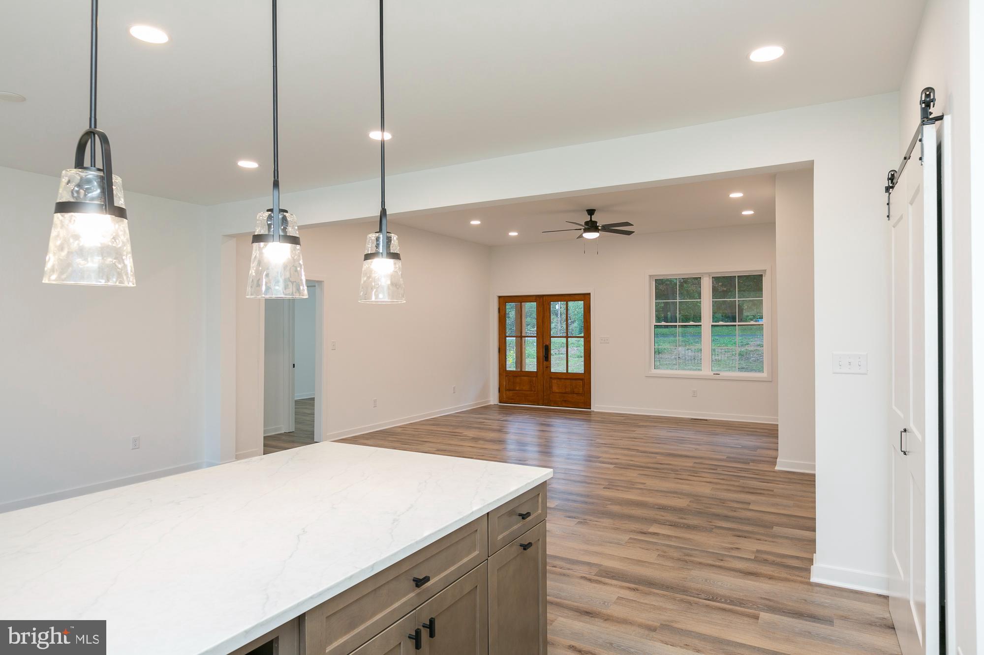 FOXWOOD KNOLLS - Residential