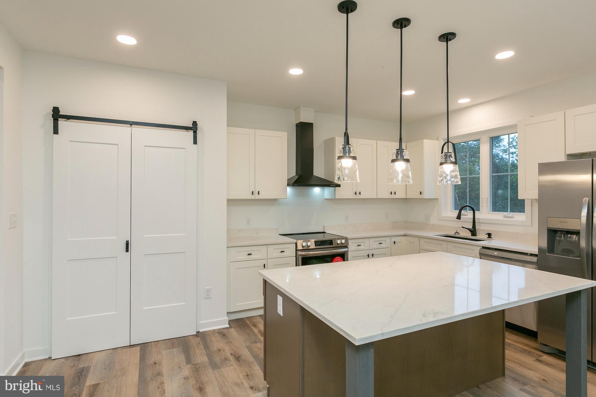 FOXWOOD KNOLLS - Residential