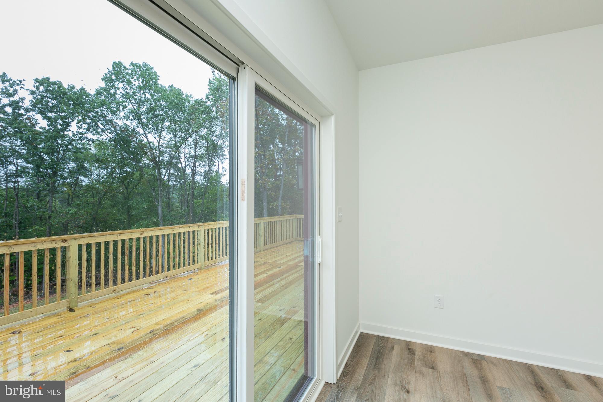 FOXWOOD KNOLLS - Residential