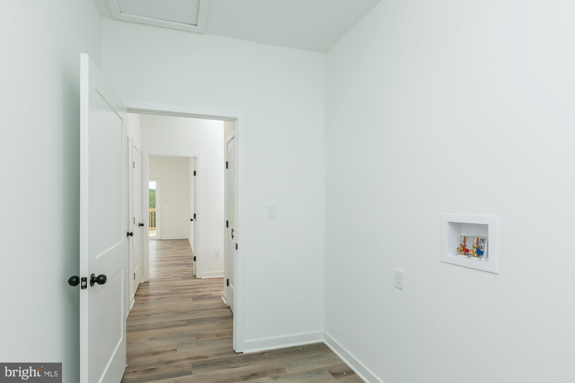 FOXWOOD KNOLLS - Residential