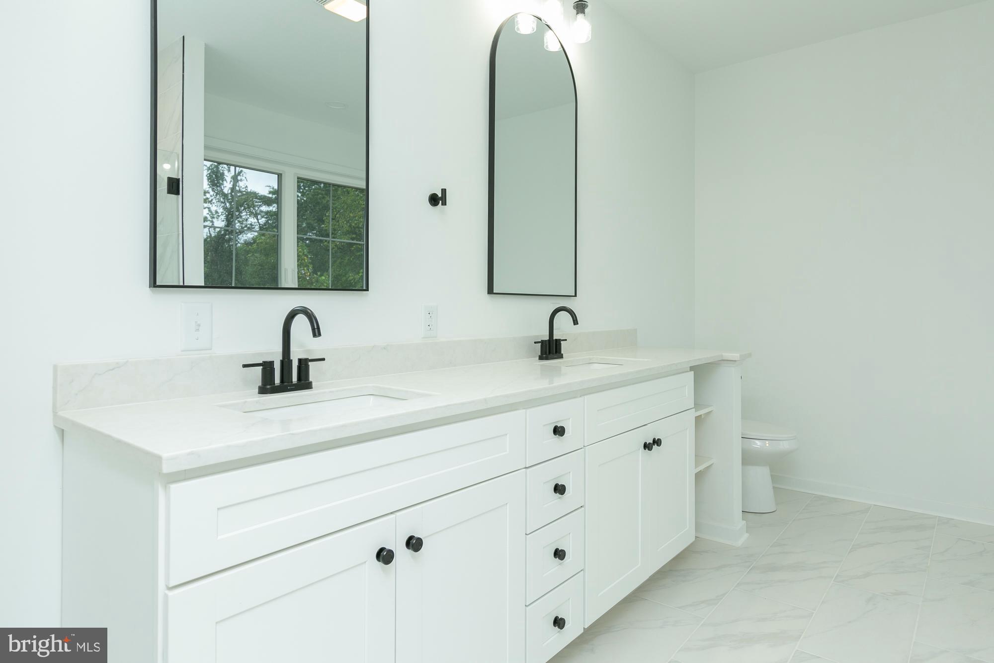 FOXWOOD KNOLLS - Residential