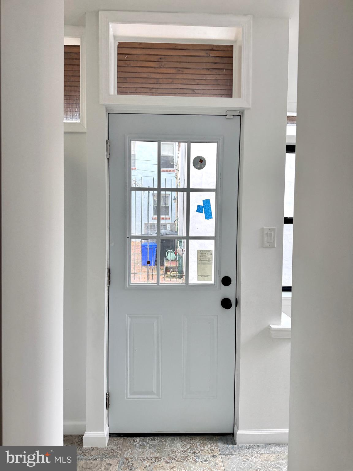 QUEEN VILLAGE - Residential Lease