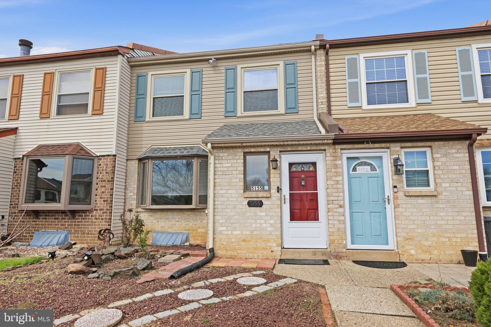 HIDDEN VALLEY - Residential