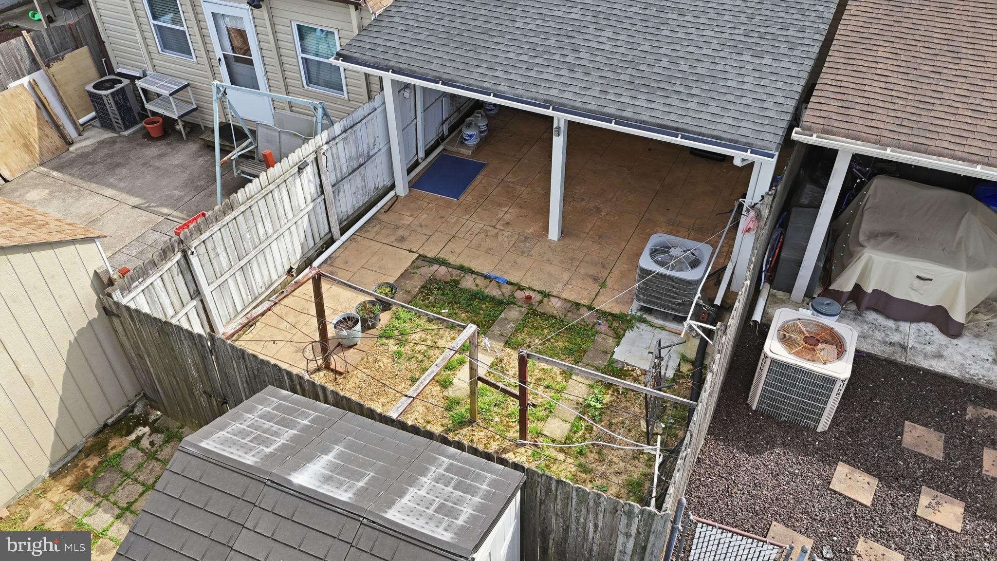 HIDDEN VALLEY - Residential