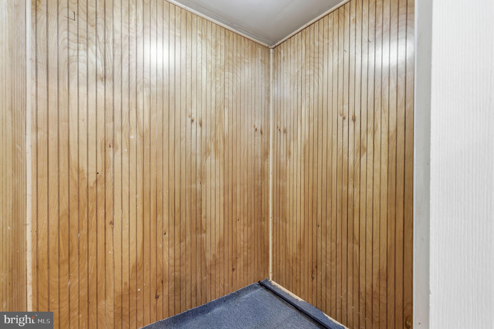 HIDDEN VALLEY - Residential