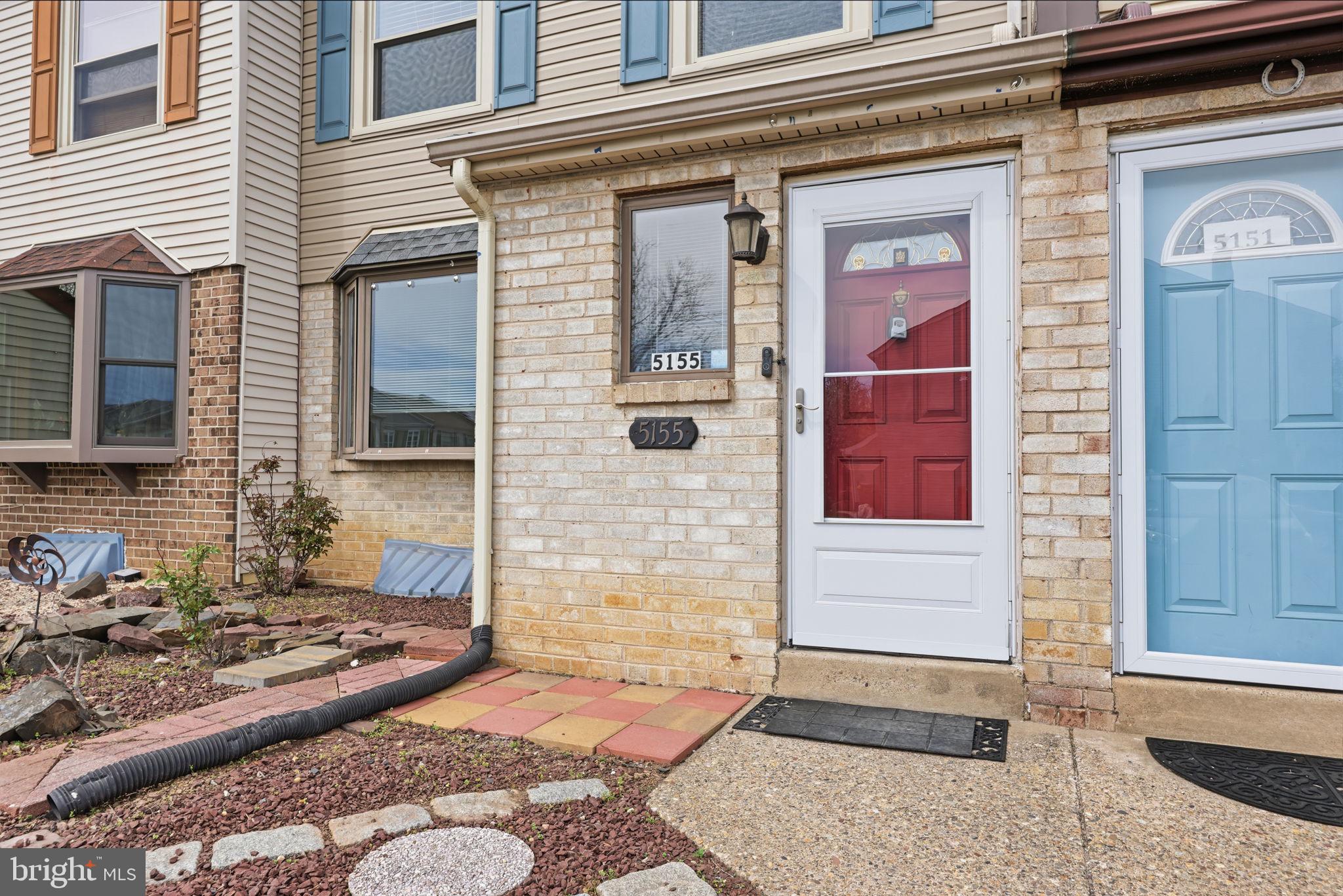 HIDDEN VALLEY - Residential