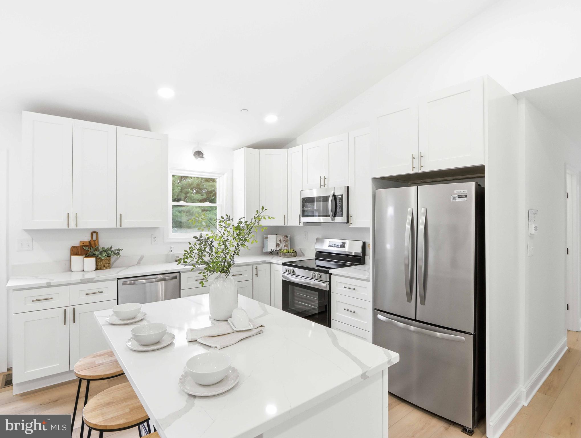 AUTUMN RIDGE - Residential