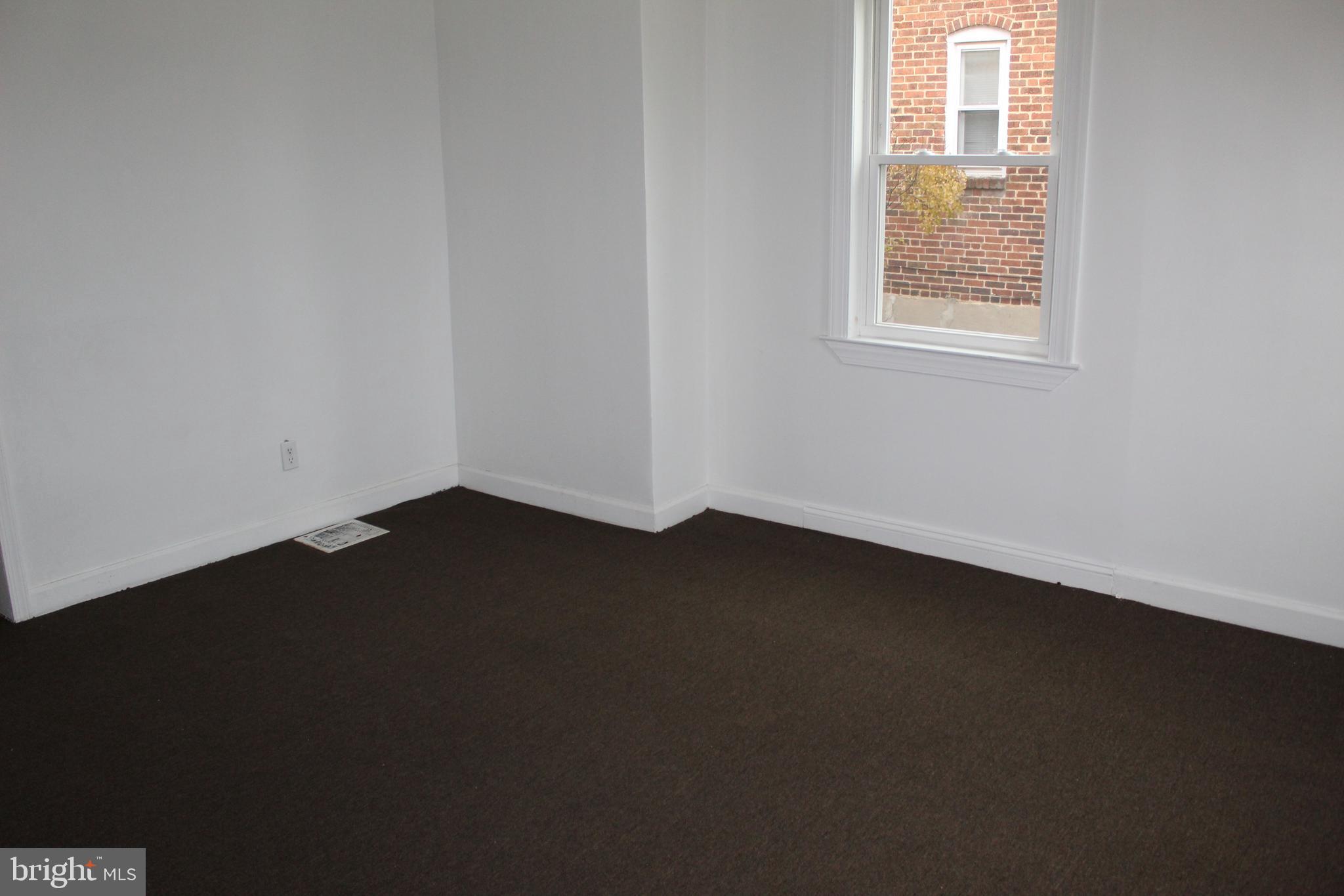 DUNDALK - Residential Lease