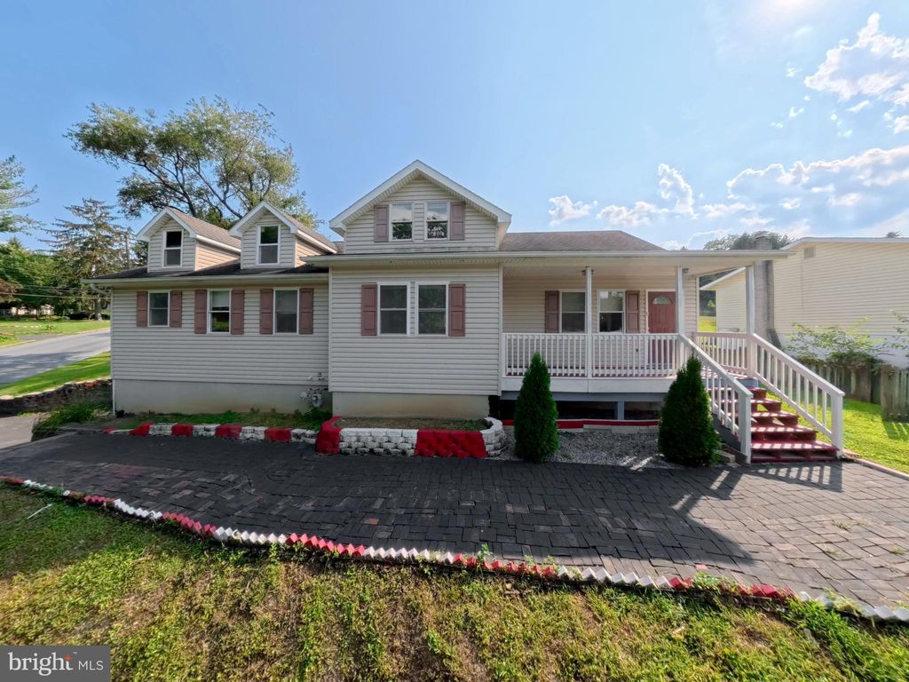 Photo of 4761 Lawntara Street, HARRISBURG, PA 17111 (MLS # PADA2047992)