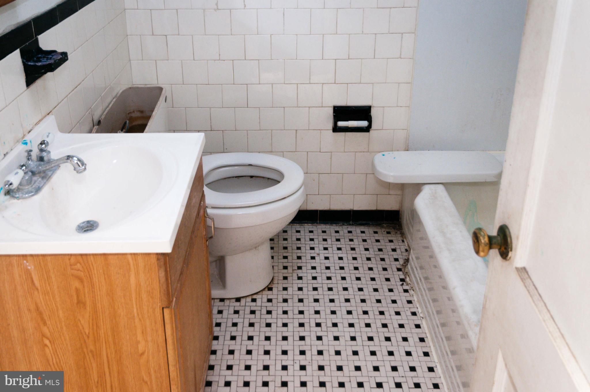 WYMAN PARK HAMPDEN - Residential