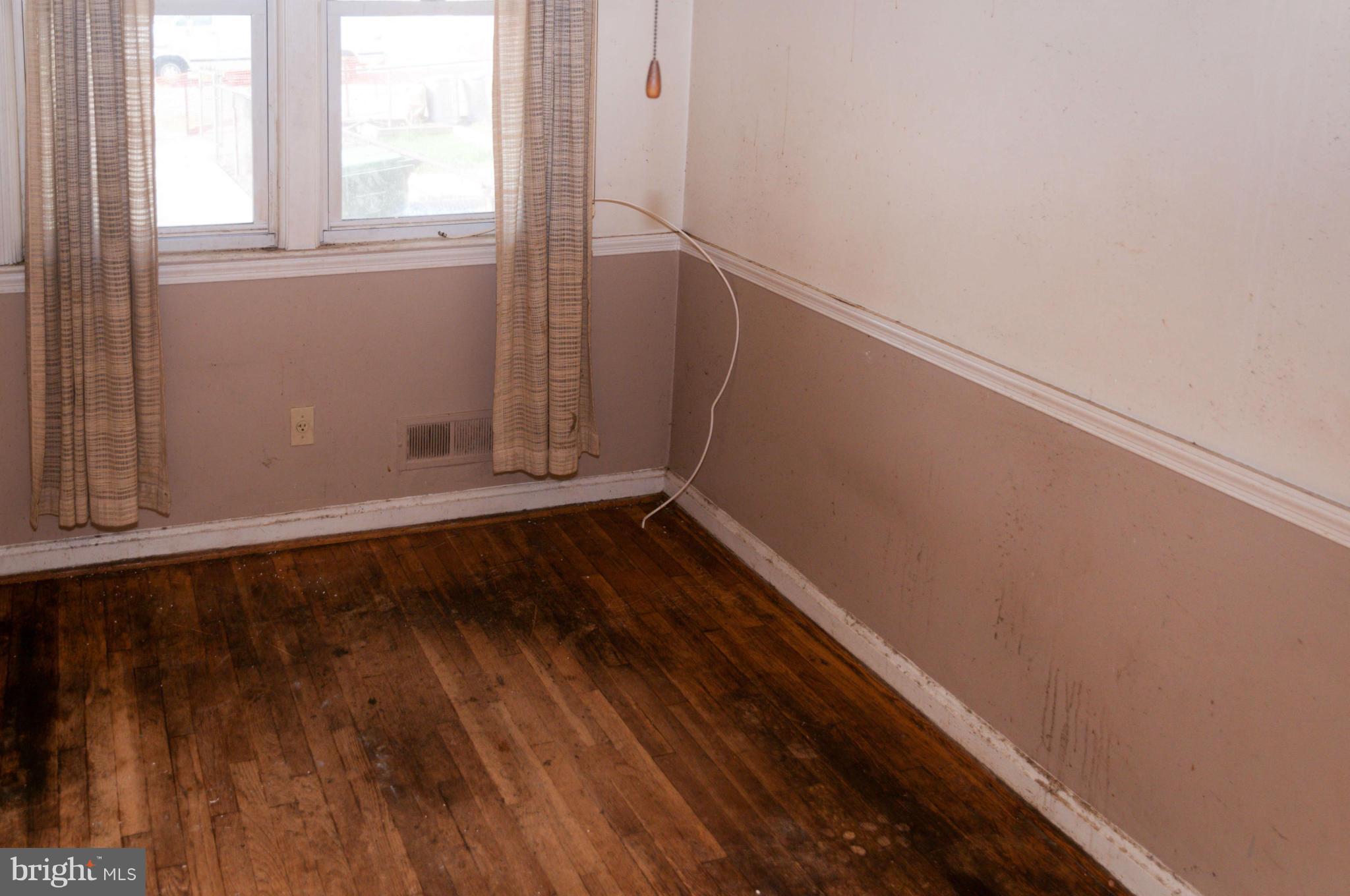 WYMAN PARK HAMPDEN - Residential