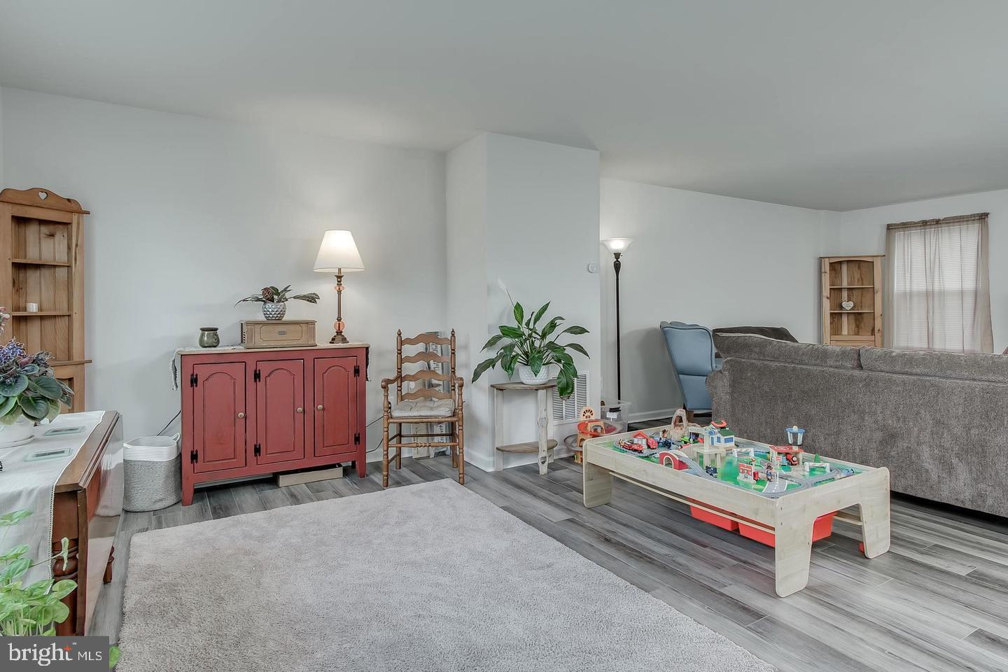 CARDINAL POINTE - Residential