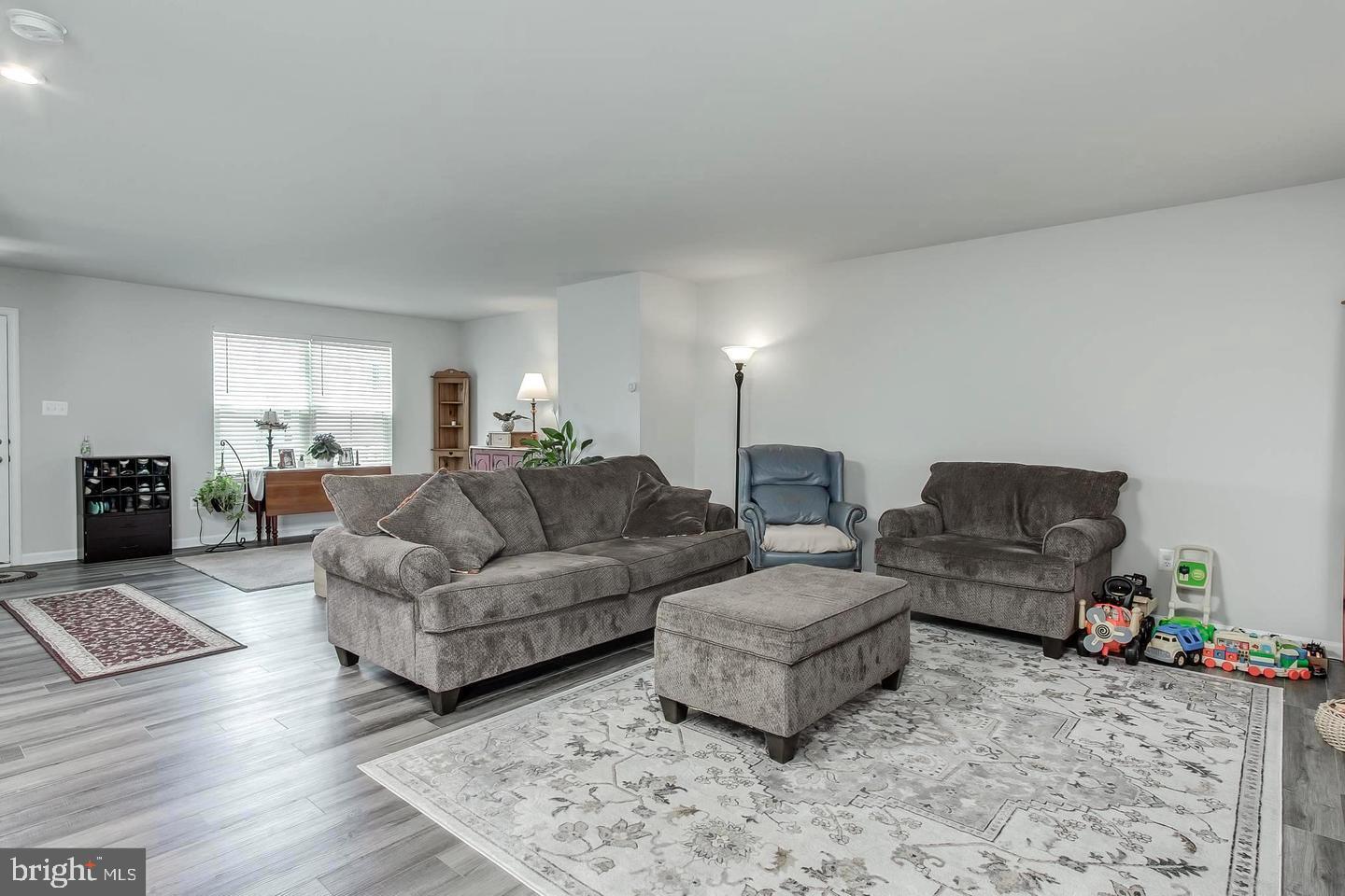 CARDINAL POINTE - Residential