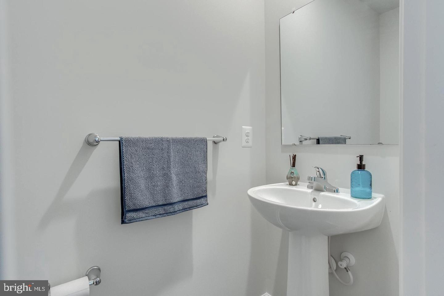 CARDINAL POINTE - Residential