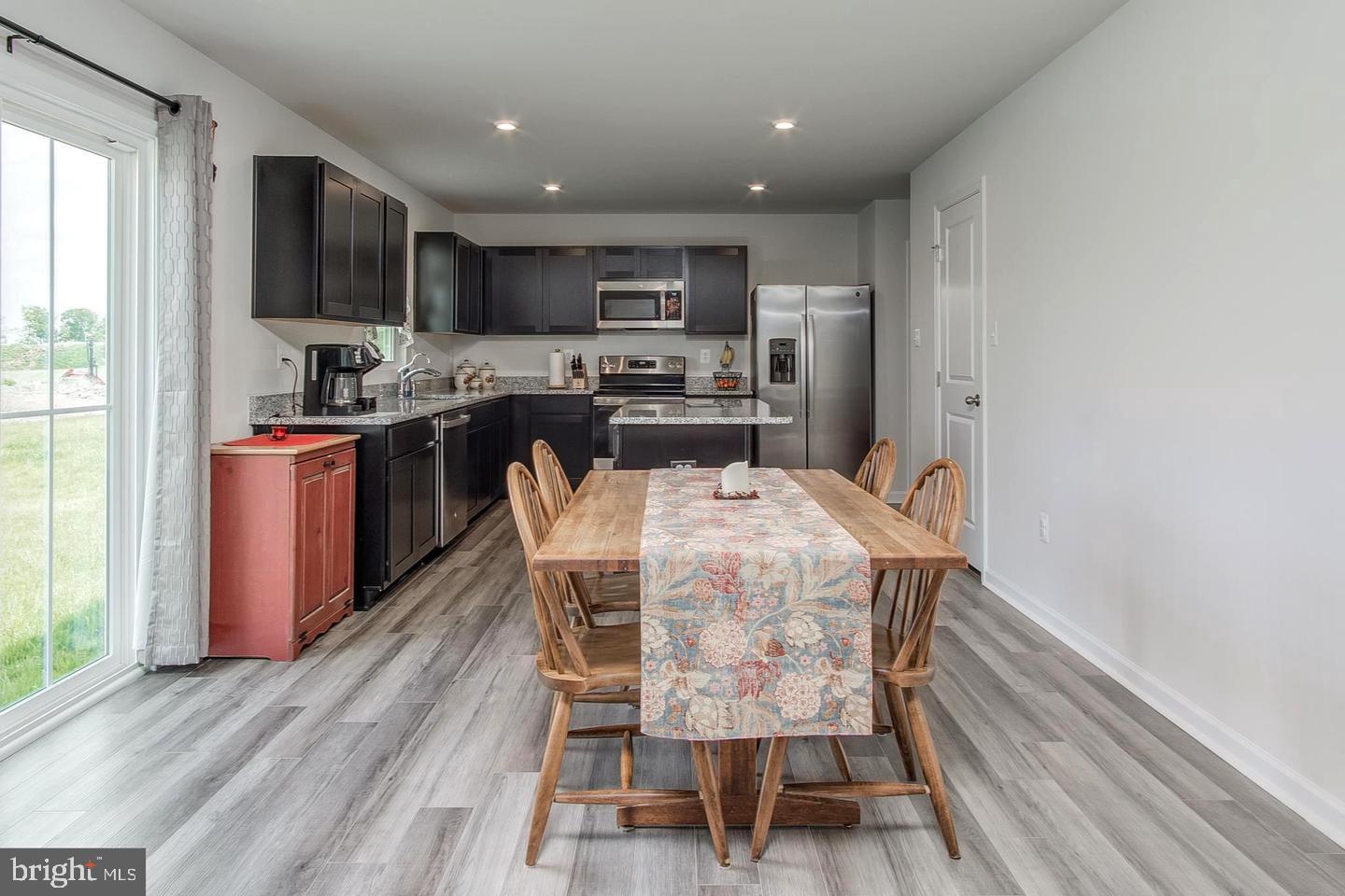 CARDINAL POINTE - Residential