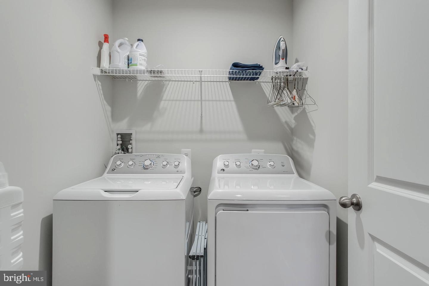 CARDINAL POINTE - Residential