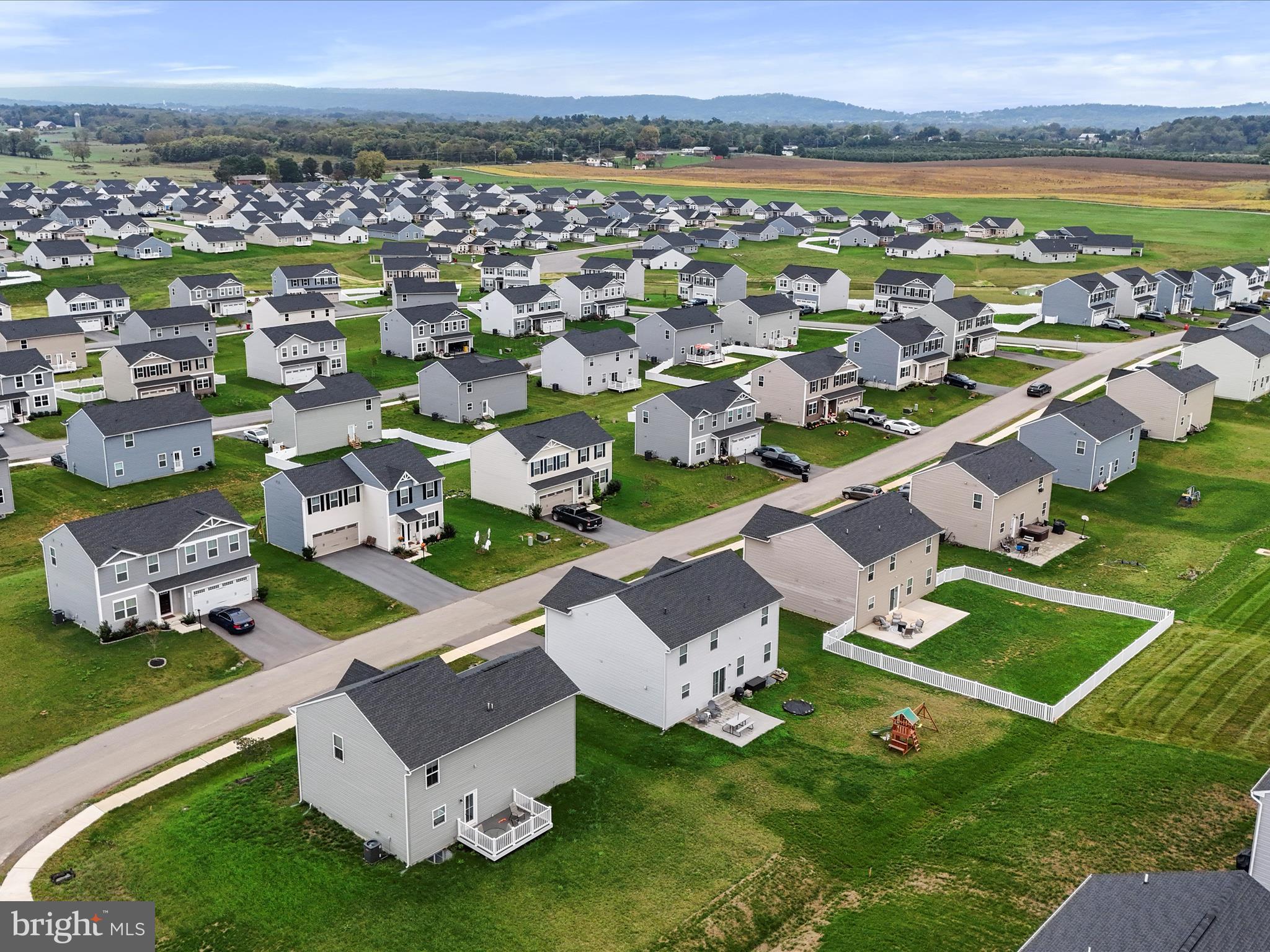 CARDINAL POINTE - Residential