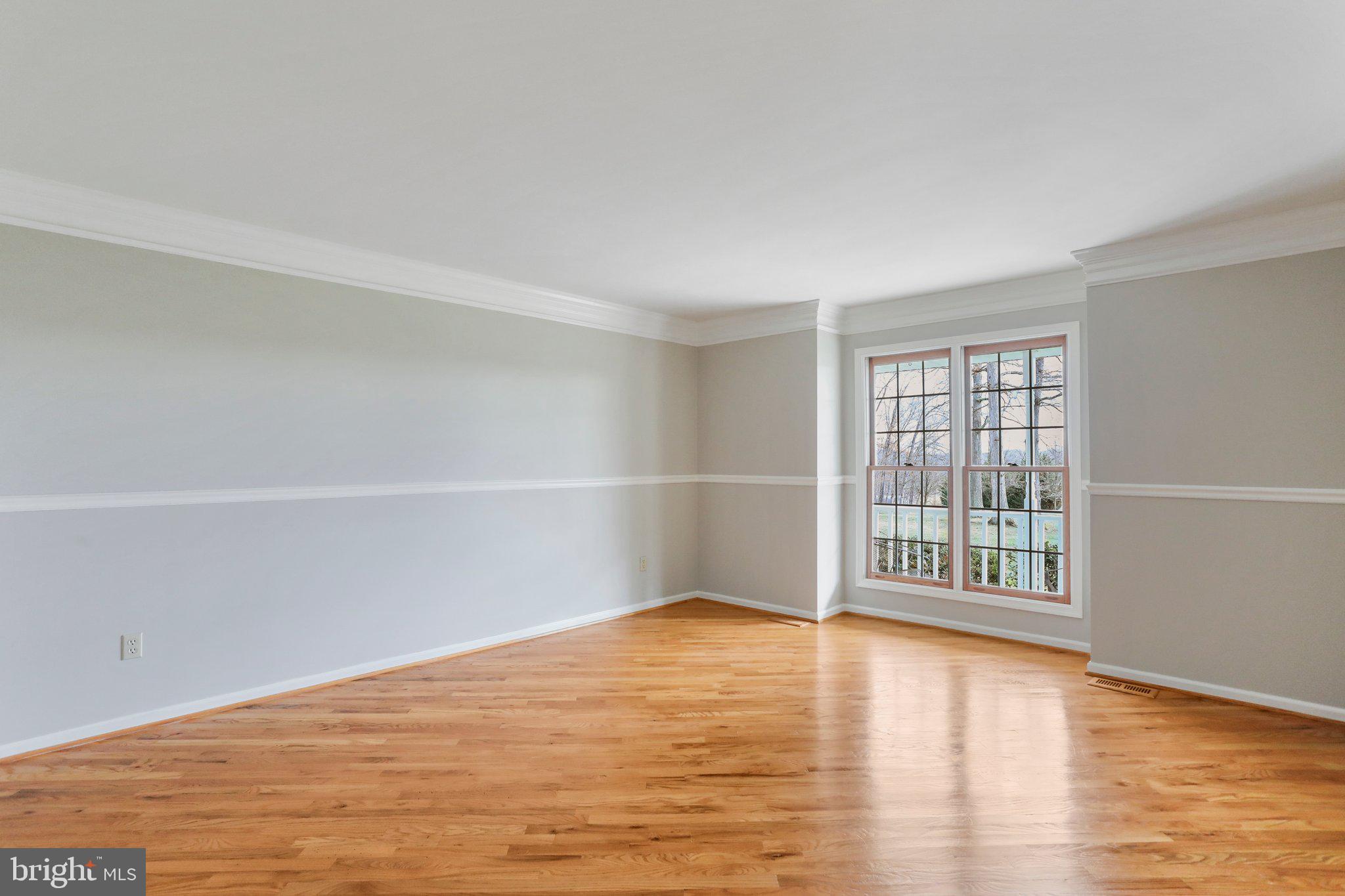 OVERLOOK WOODS - Residential