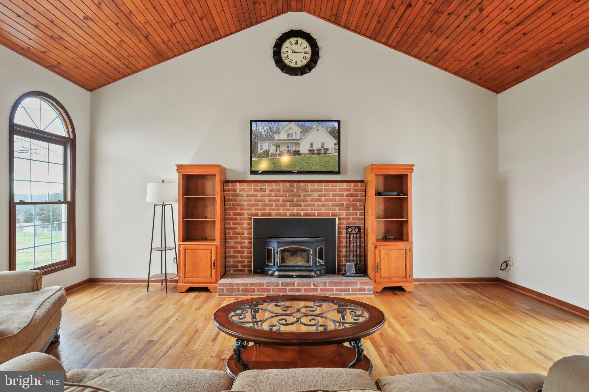 OVERLOOK WOODS - Residential