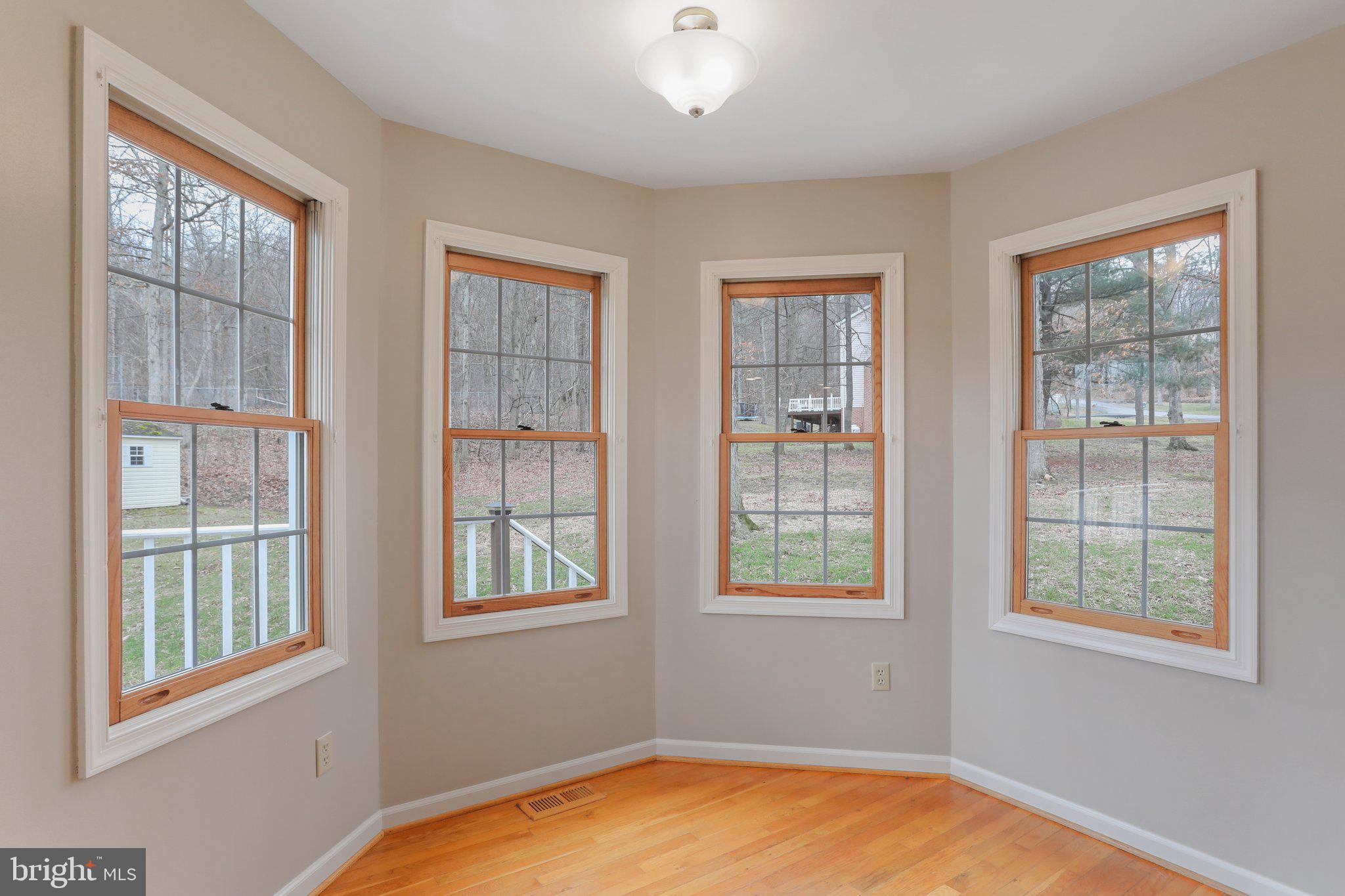 OVERLOOK WOODS - Residential