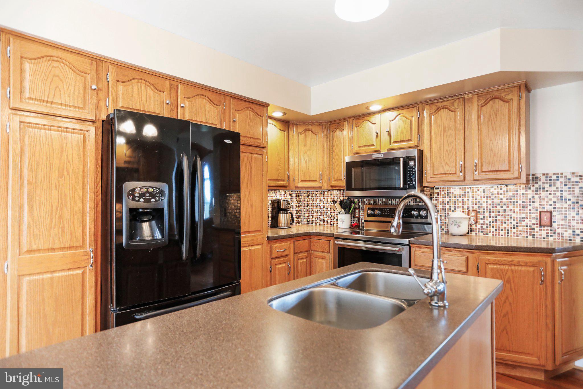 OVERLOOK WOODS - Residential