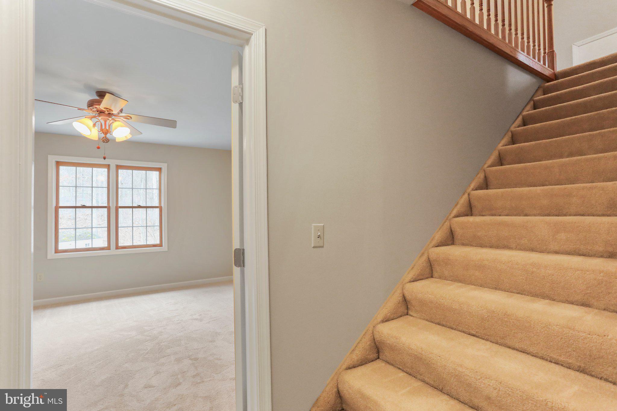 OVERLOOK WOODS - Residential