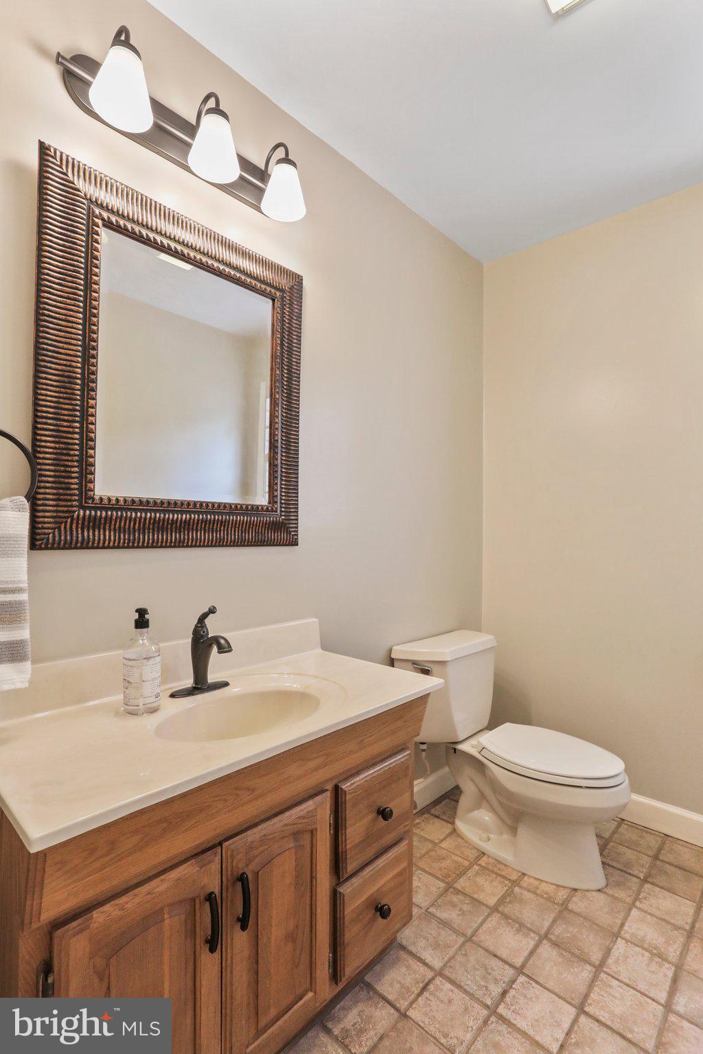 OVERLOOK WOODS - Residential