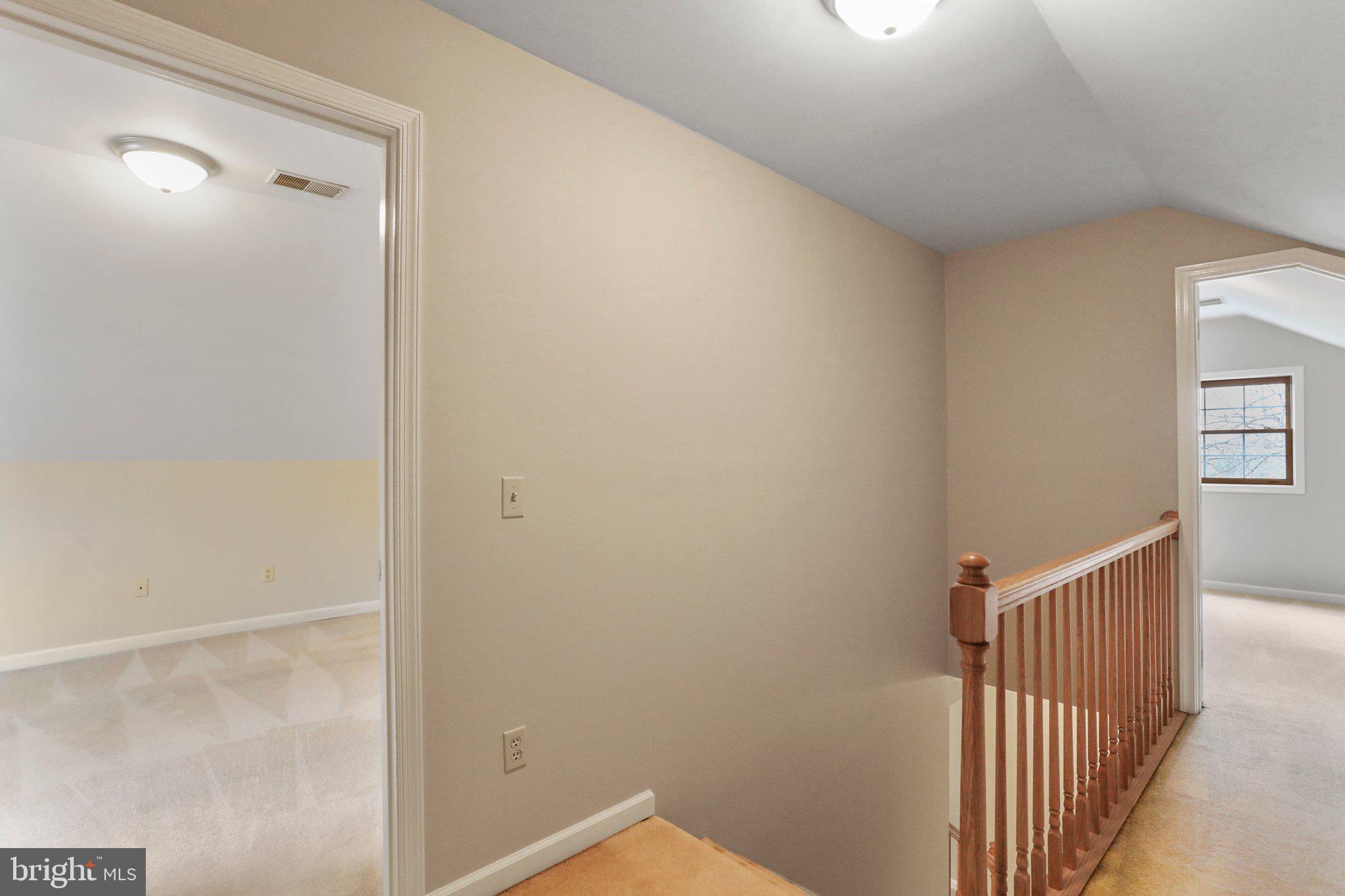 OVERLOOK WOODS - Residential