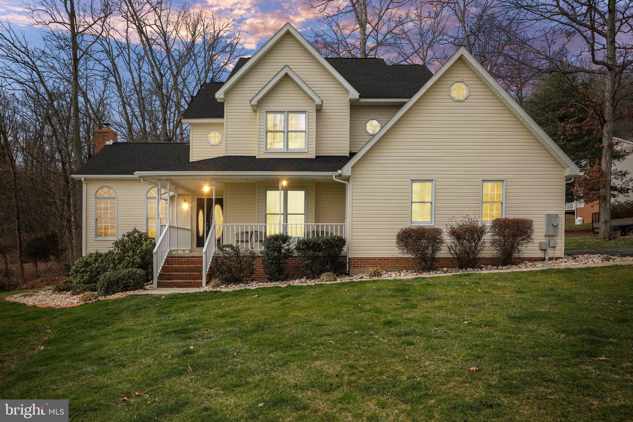 OVERLOOK WOODS - Residential