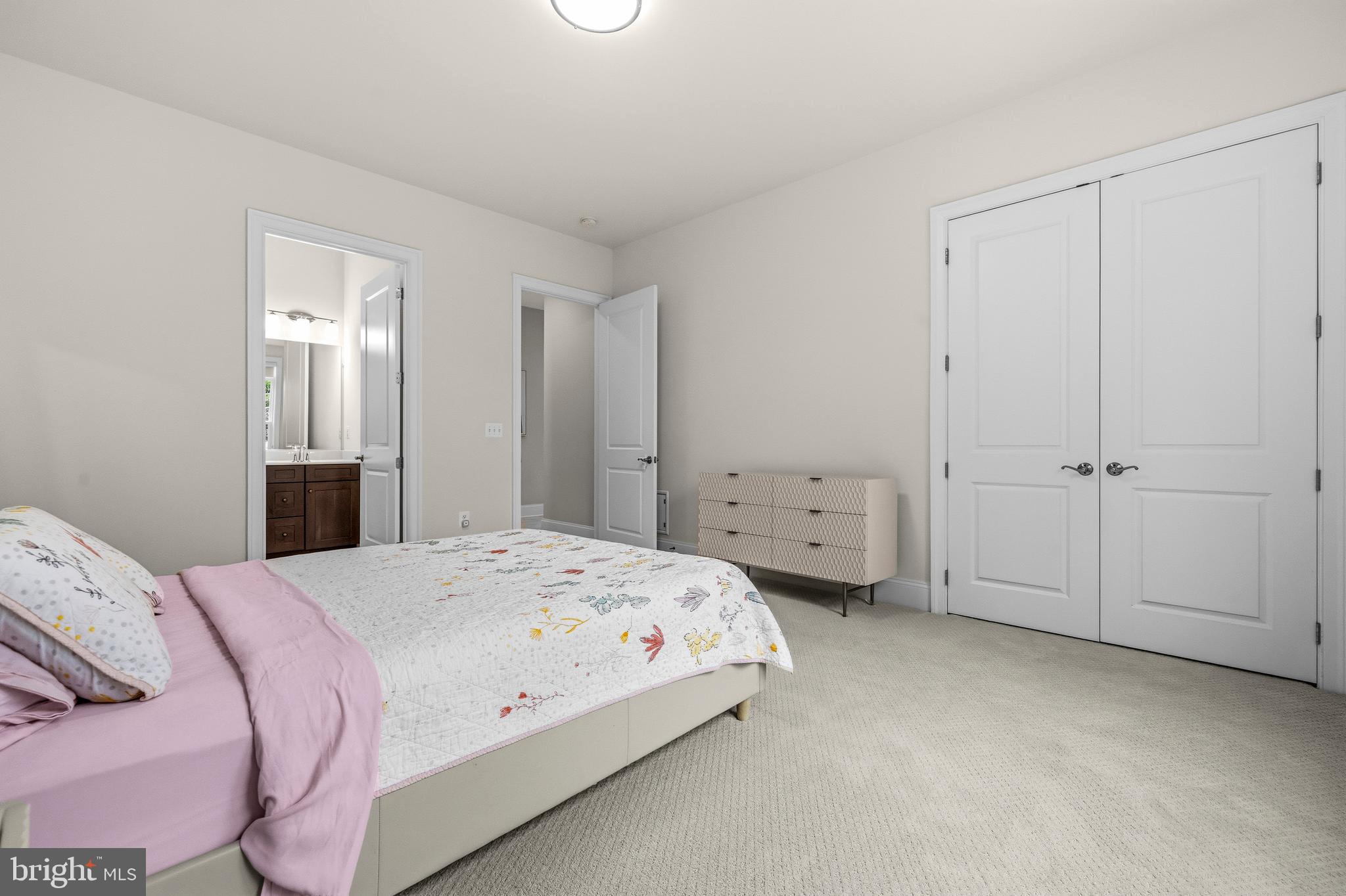 SUMMERHOUSE LANDING - Residential