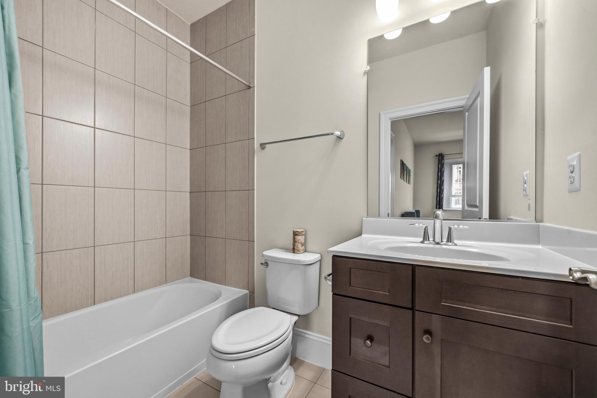 SUMMERHOUSE LANDING - Residential