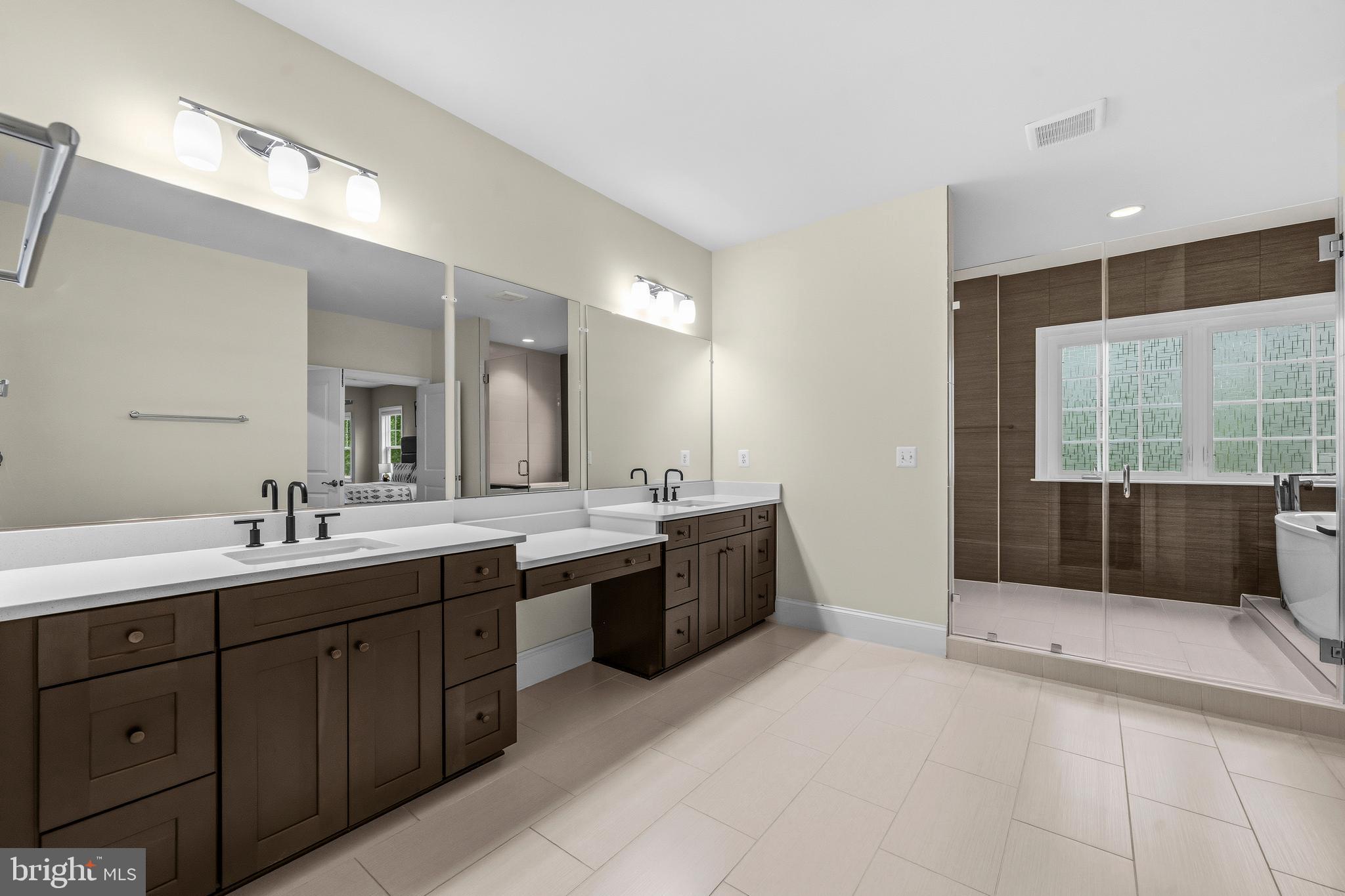 SUMMERHOUSE LANDING - Residential