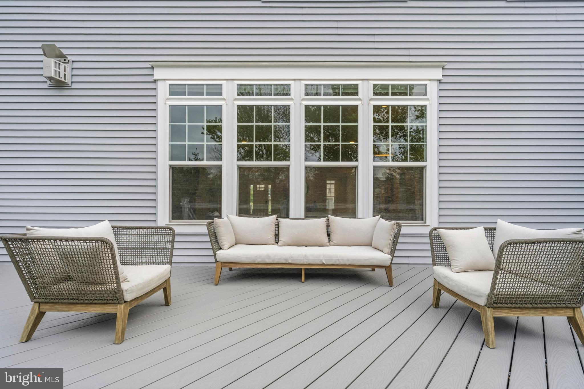 SUMMERHOUSE LANDING - Residential