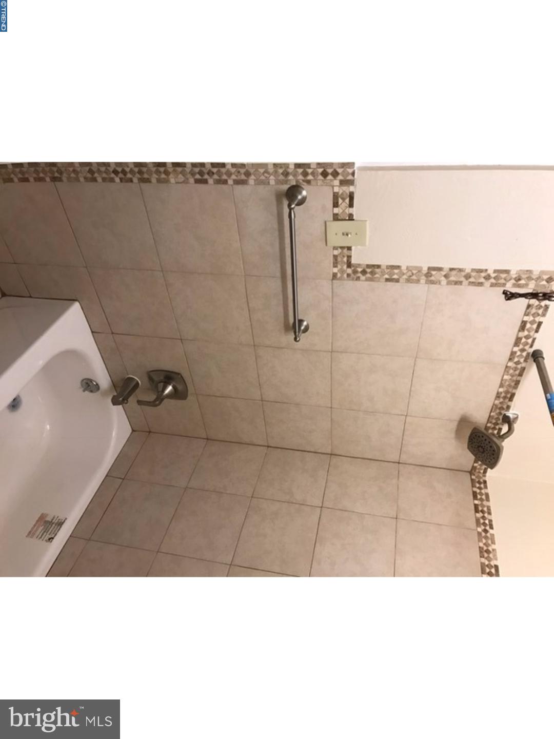 OXFORD CIRCLE - Residential Income