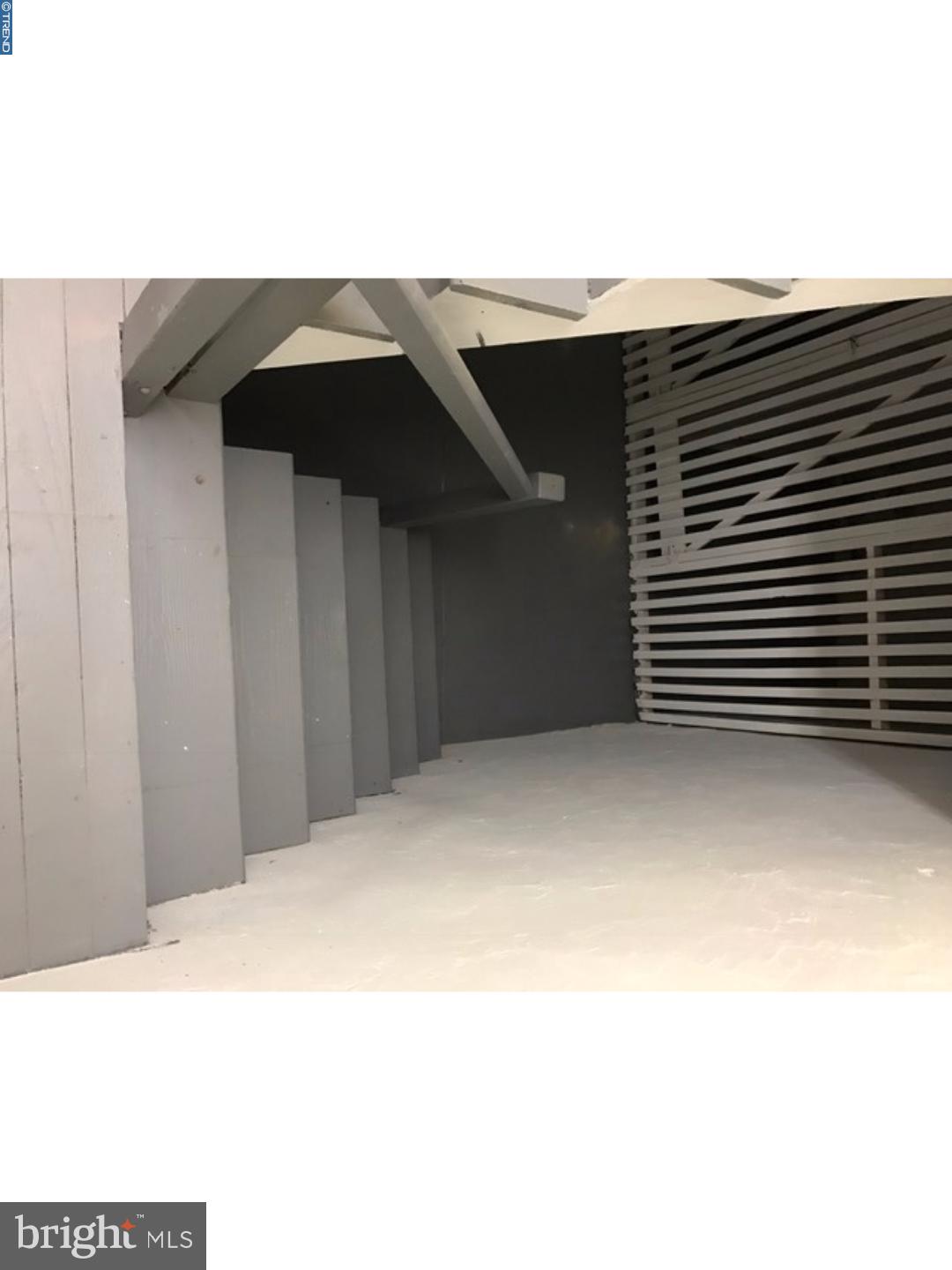 OXFORD CIRCLE - Residential Income