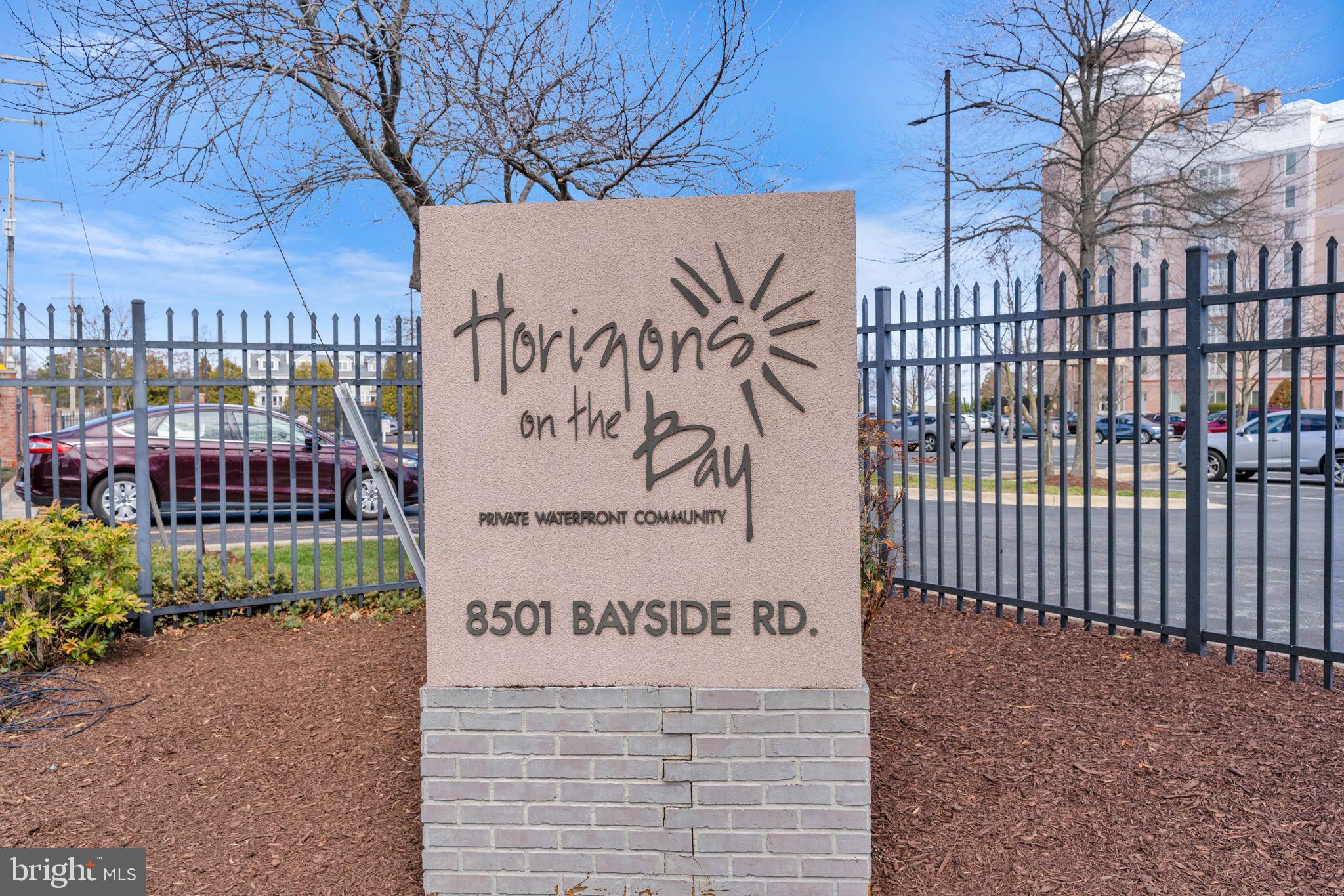 HORIZON ON THE BAY CONDO - Residential