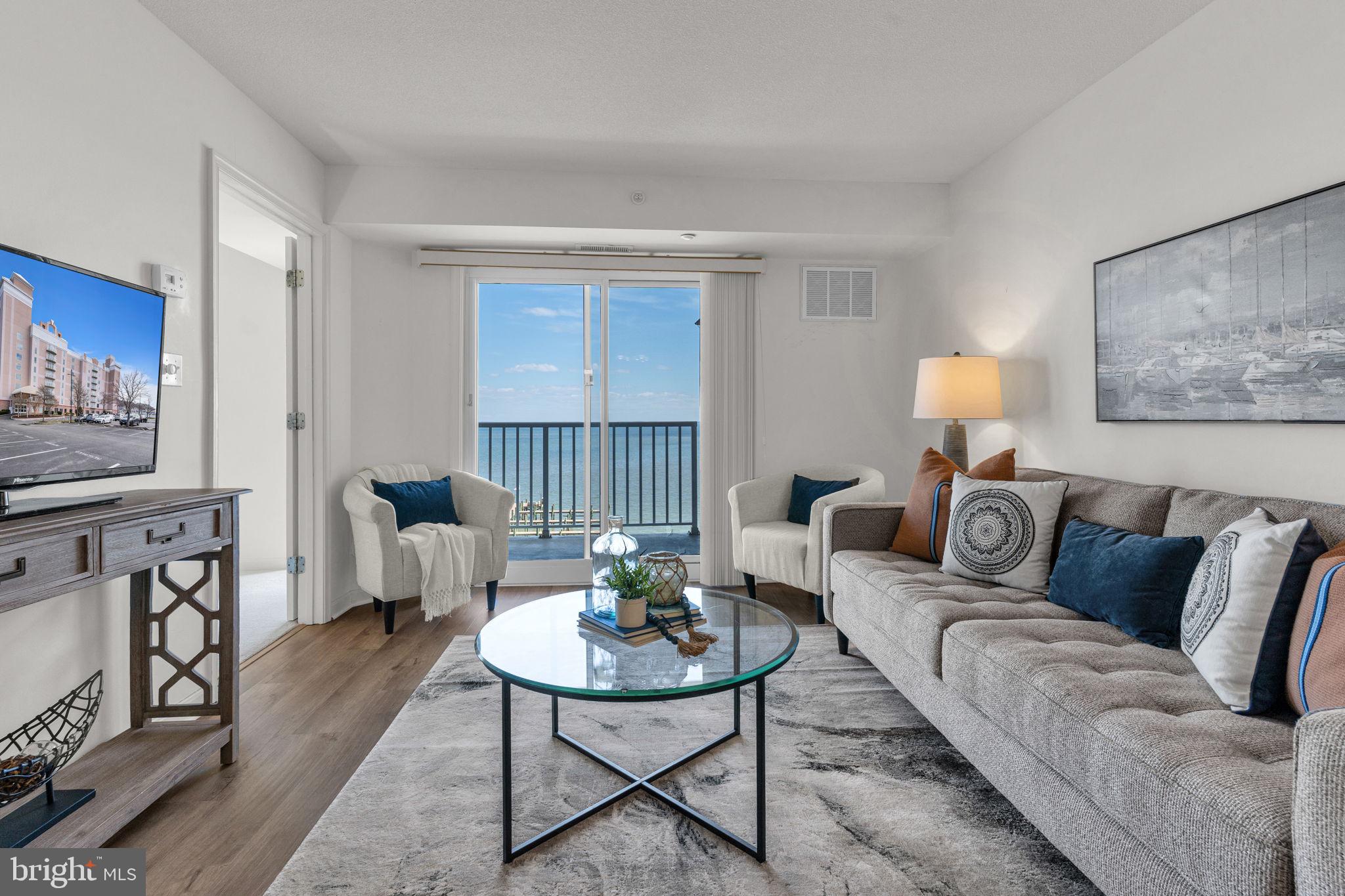 HORIZON ON THE BAY CONDO - Residential