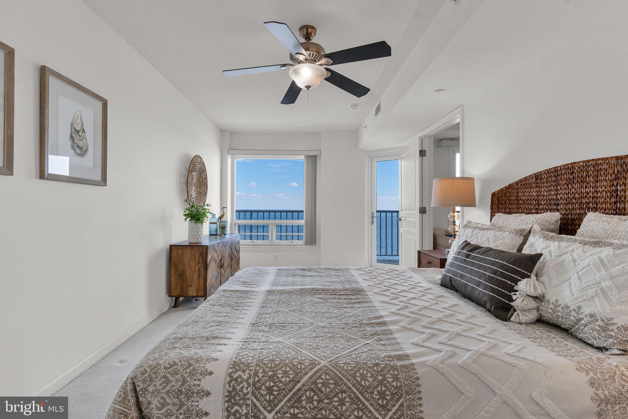 HORIZON ON THE BAY CONDO - Residential