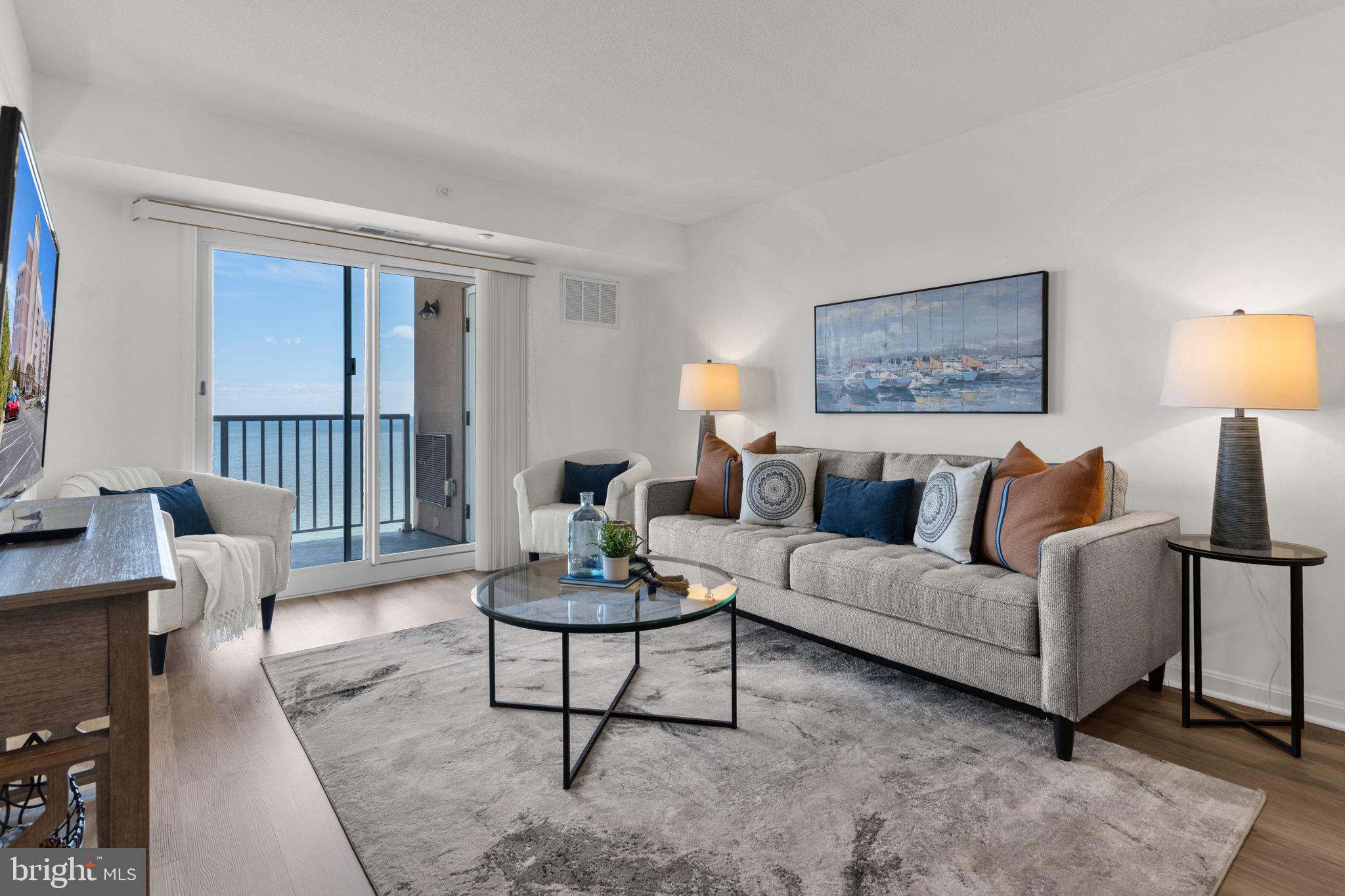 HORIZON ON THE BAY CONDO - Residential