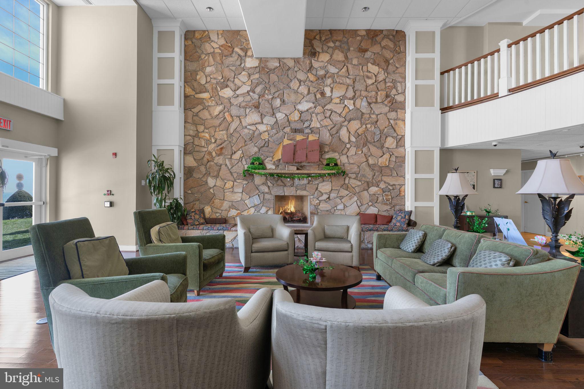 HORIZON ON THE BAY CONDO - Residential