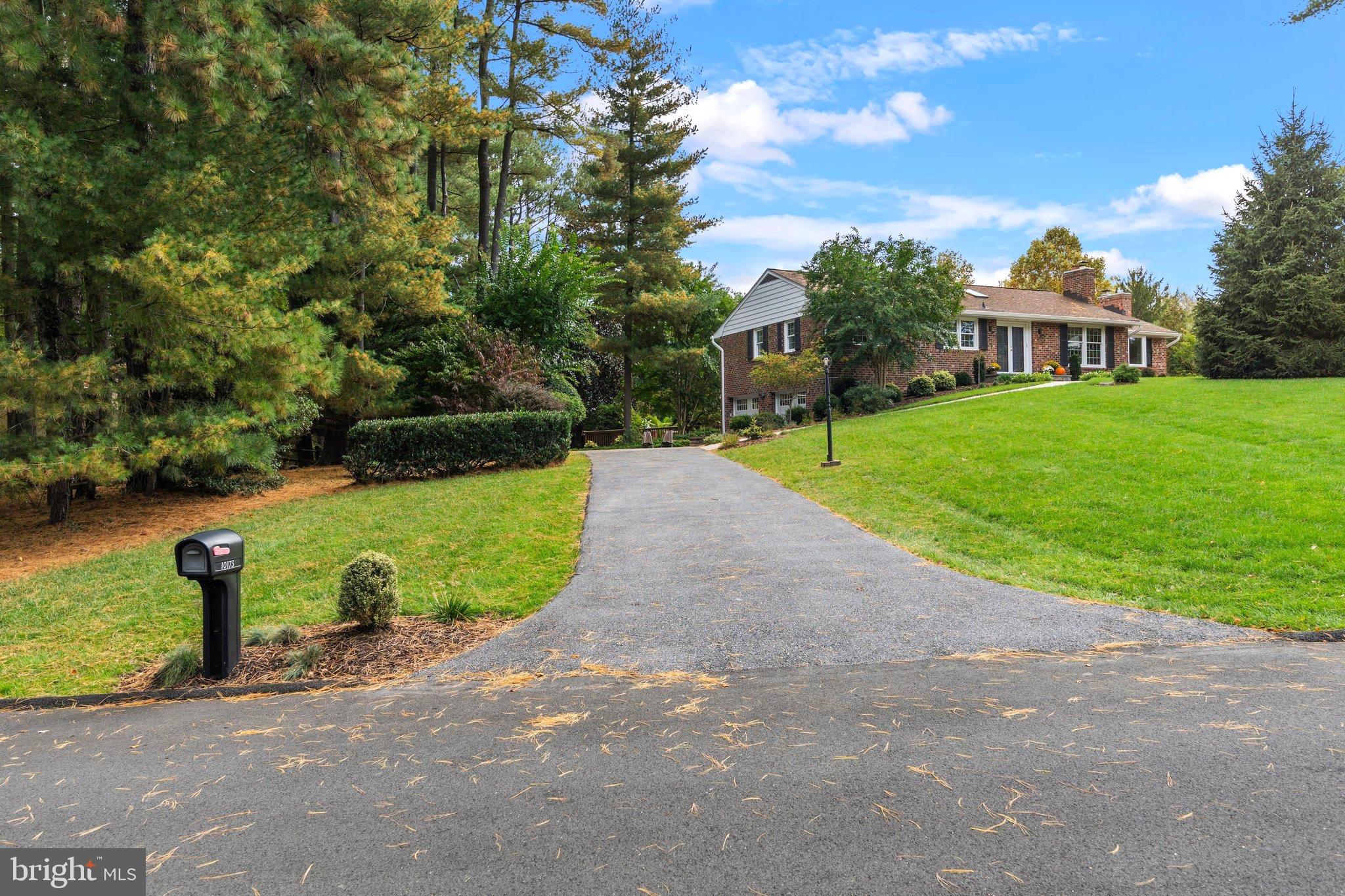 10173 GREEN CLOVER DRIVE