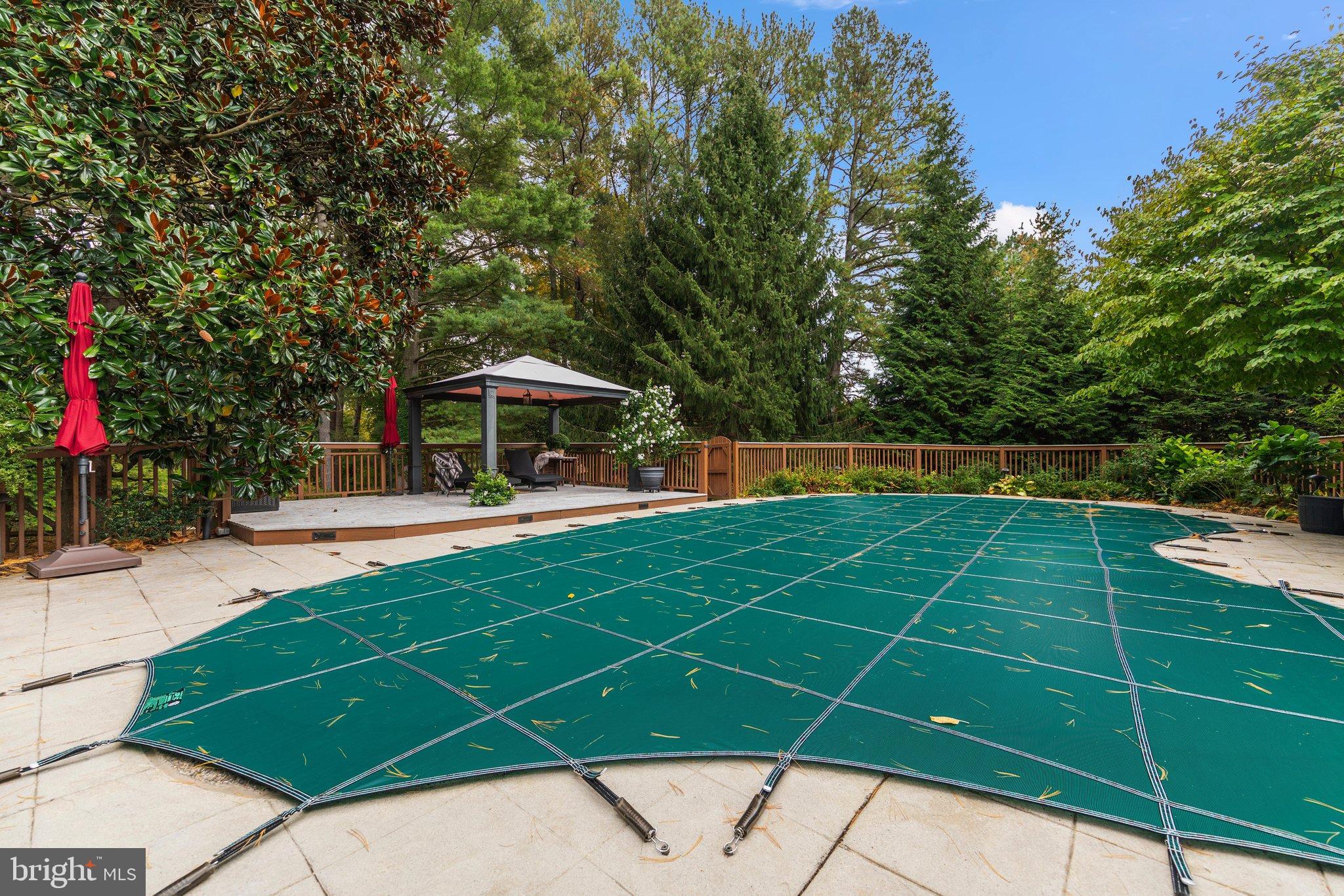 10173 GREEN CLOVER DRIVE
