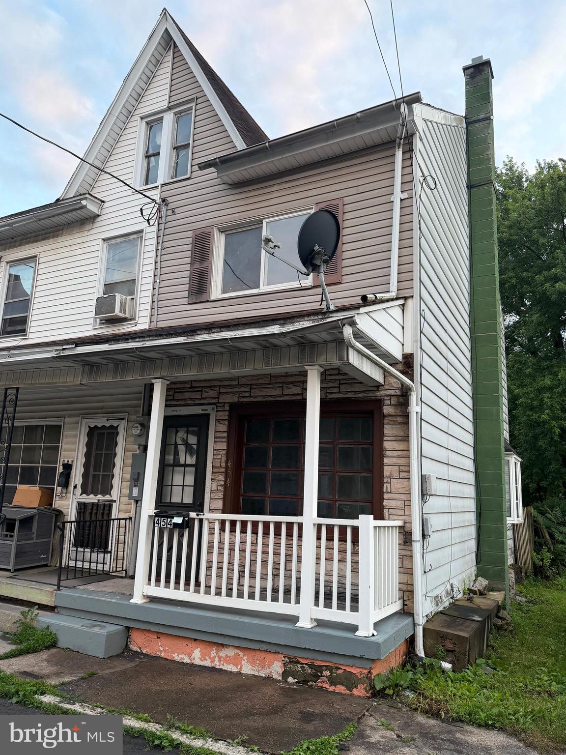 454 S PEARL STREET