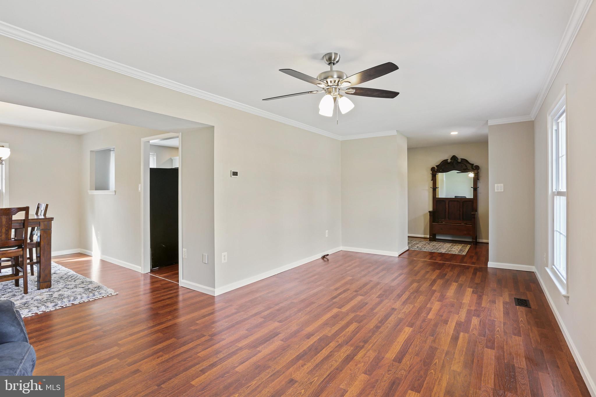 WILTON OAKS - Residential