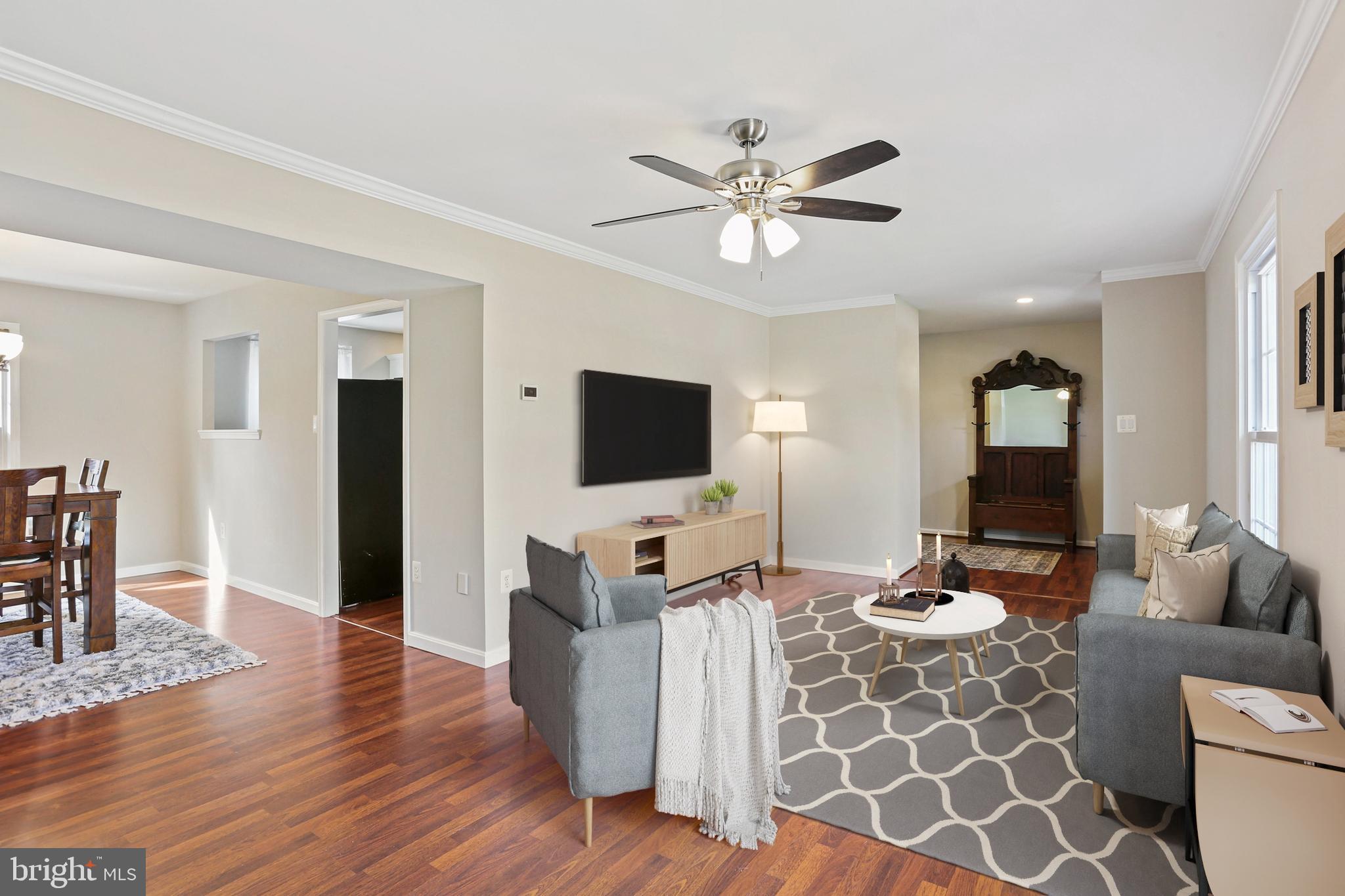 WILTON OAKS - Residential