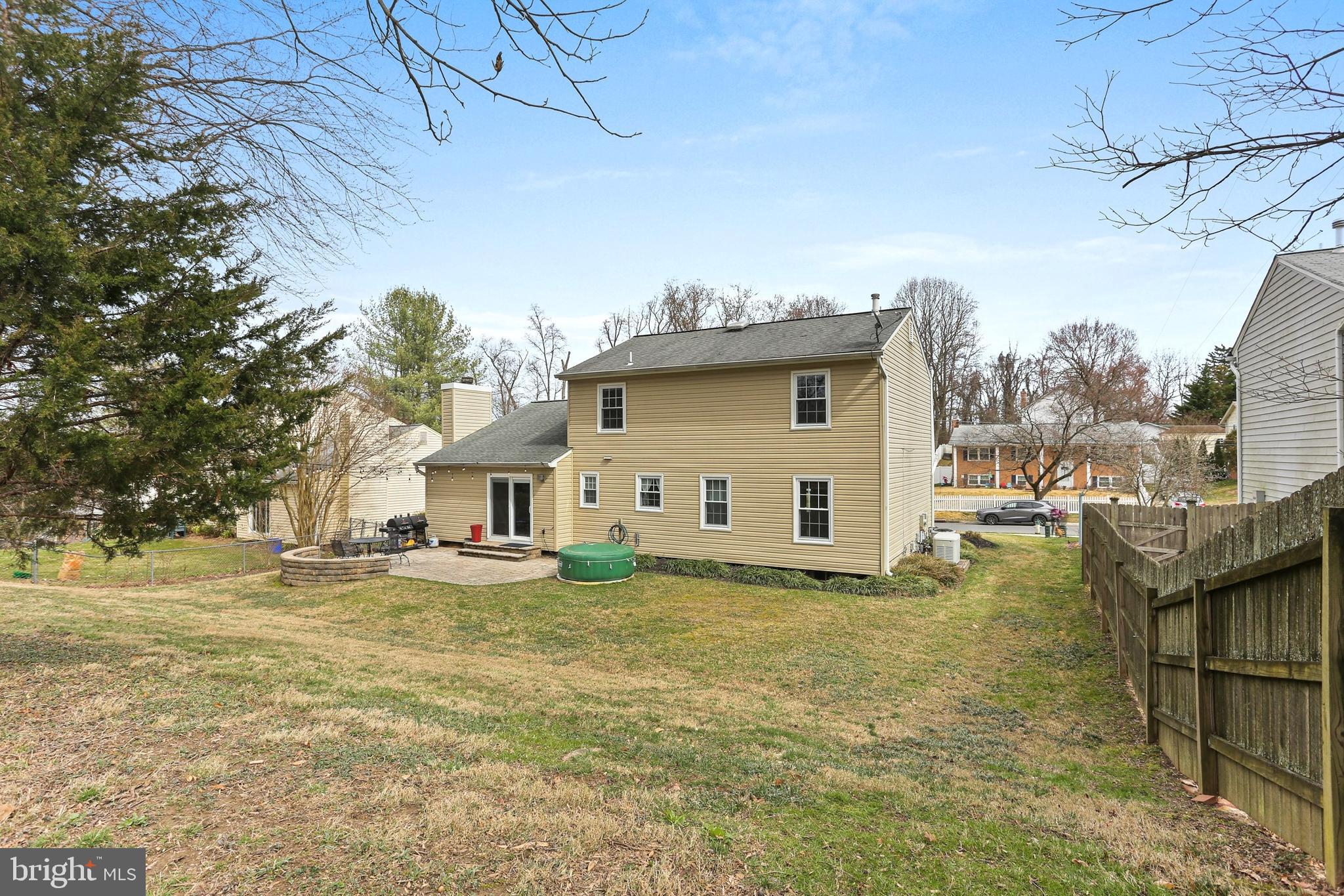 WILTON OAKS - Residential