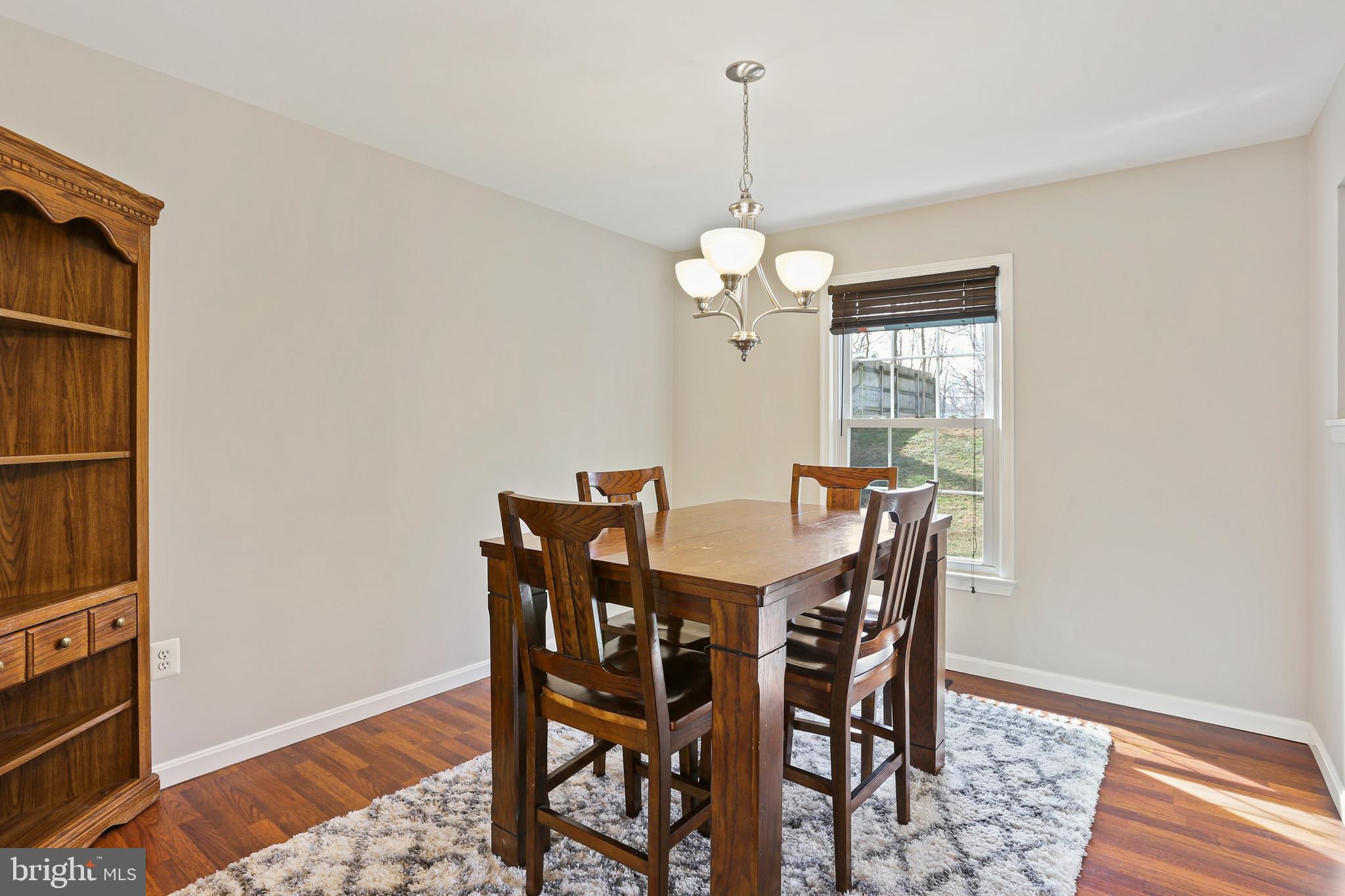 WILTON OAKS - Residential